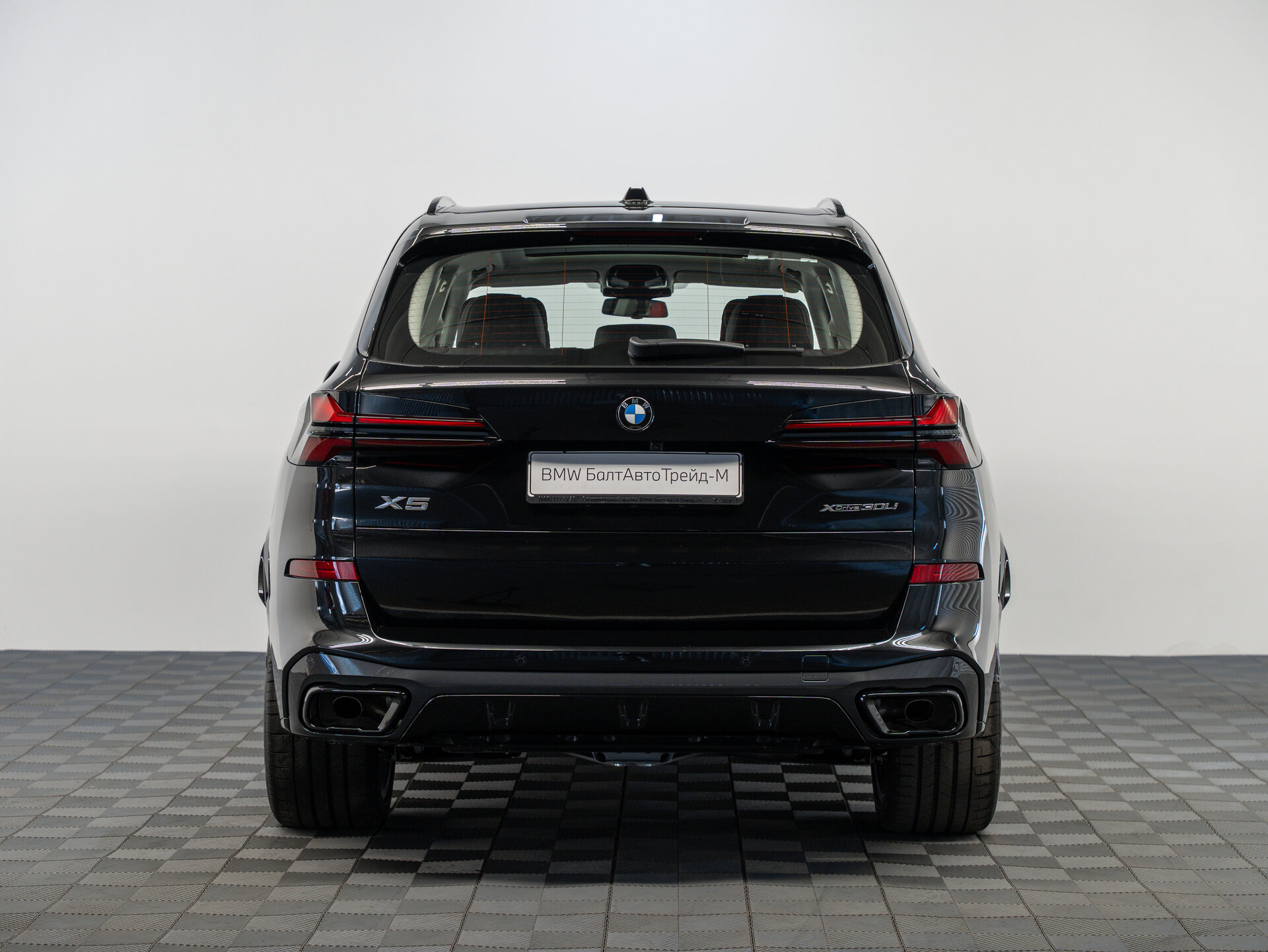 Автомобиль BMW X5 30Li 2.0 AT (258 л.с.) 4WD - 8