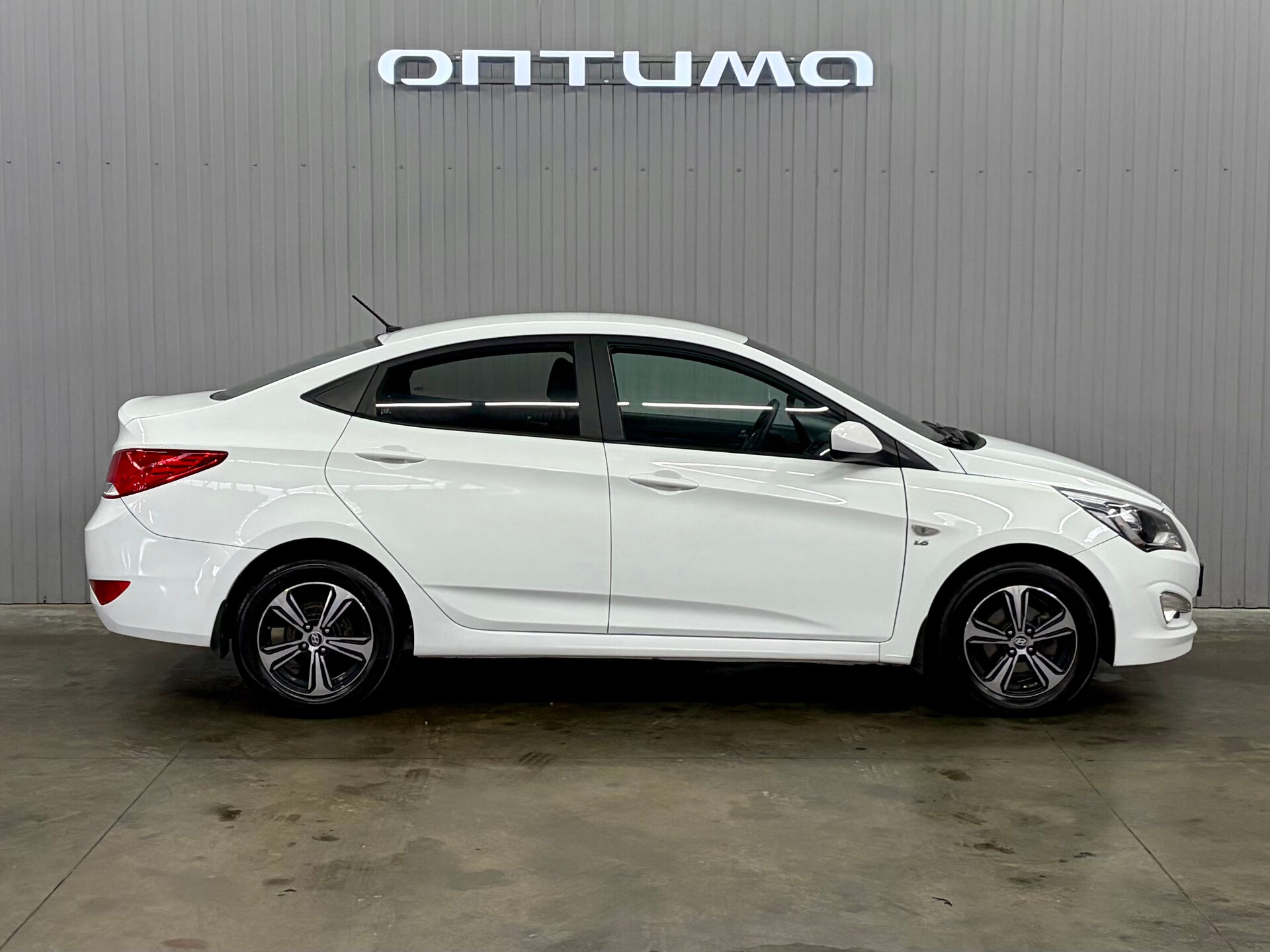 Hyundai Solaris 