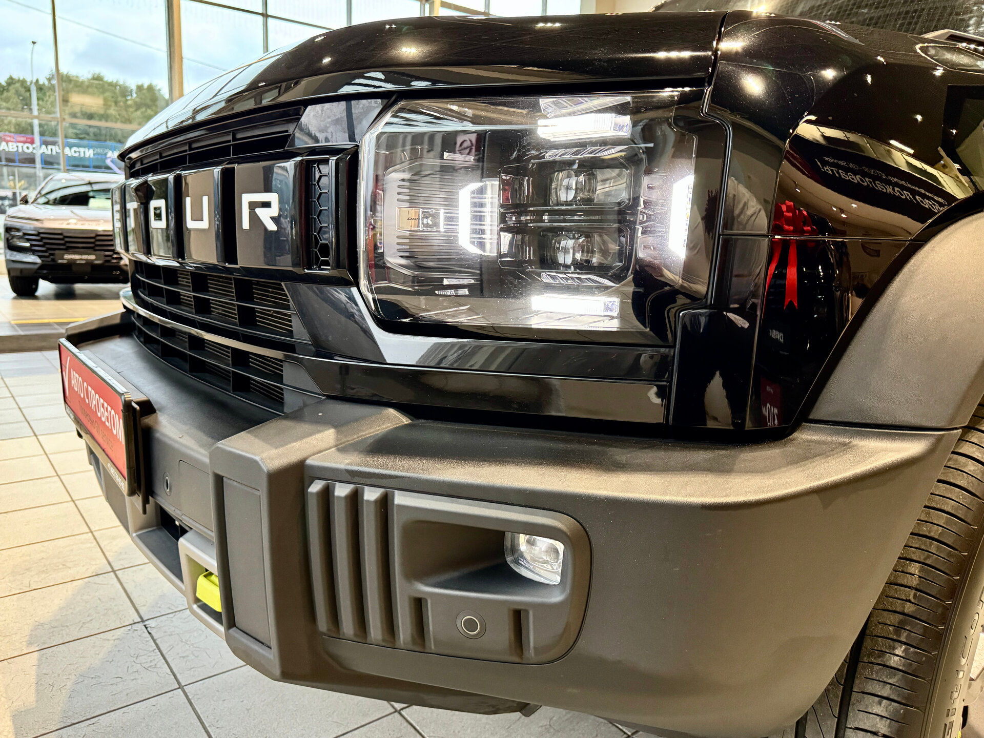 БУ автомобиль Jetour T2 2024  2.0 л ( 245 л. с.) Черный с пробегом 69390 км