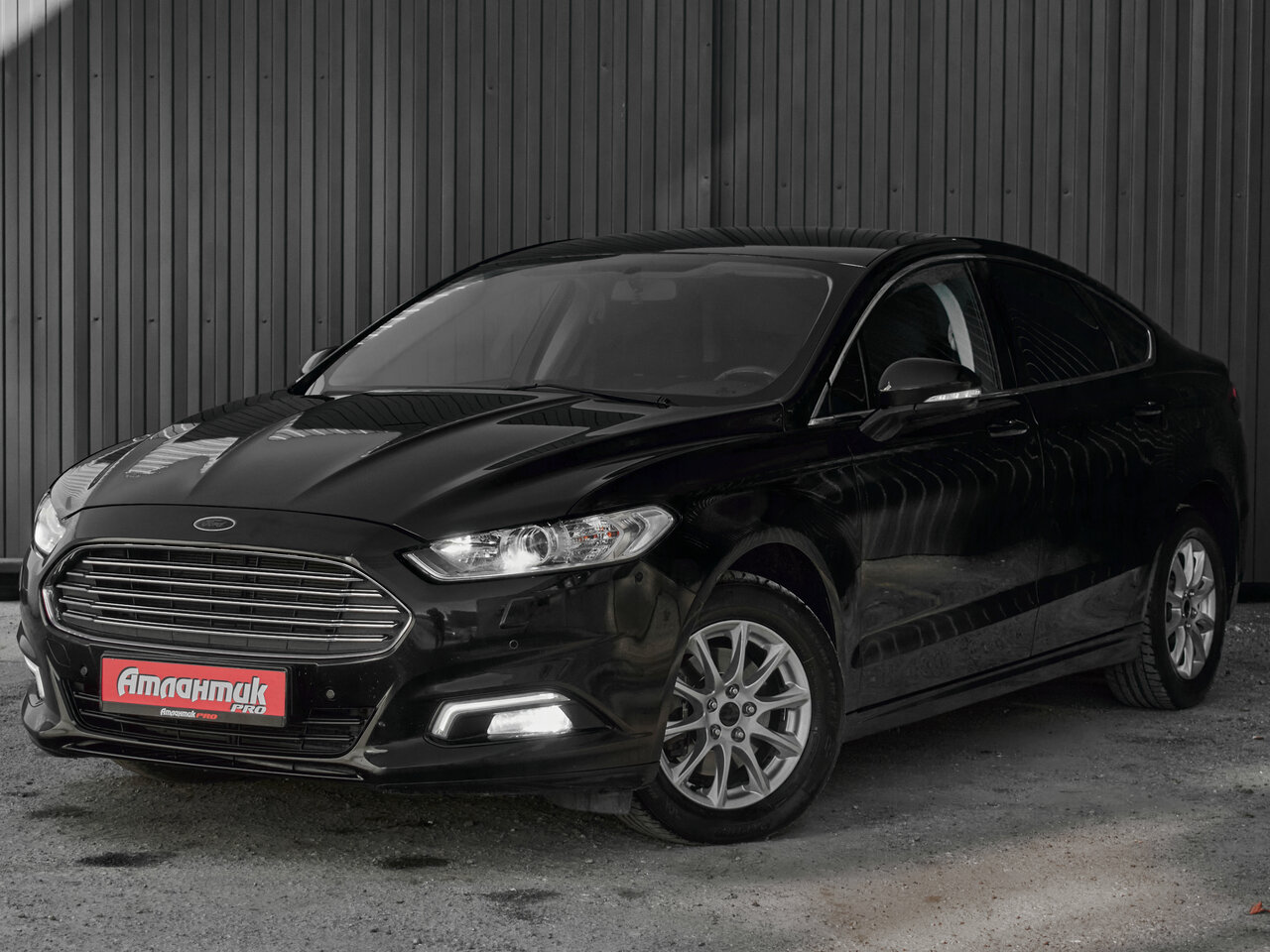 Купить Ford Mondeo 2.5 AT (149 л.с.), 2017 в Екатеренбурге