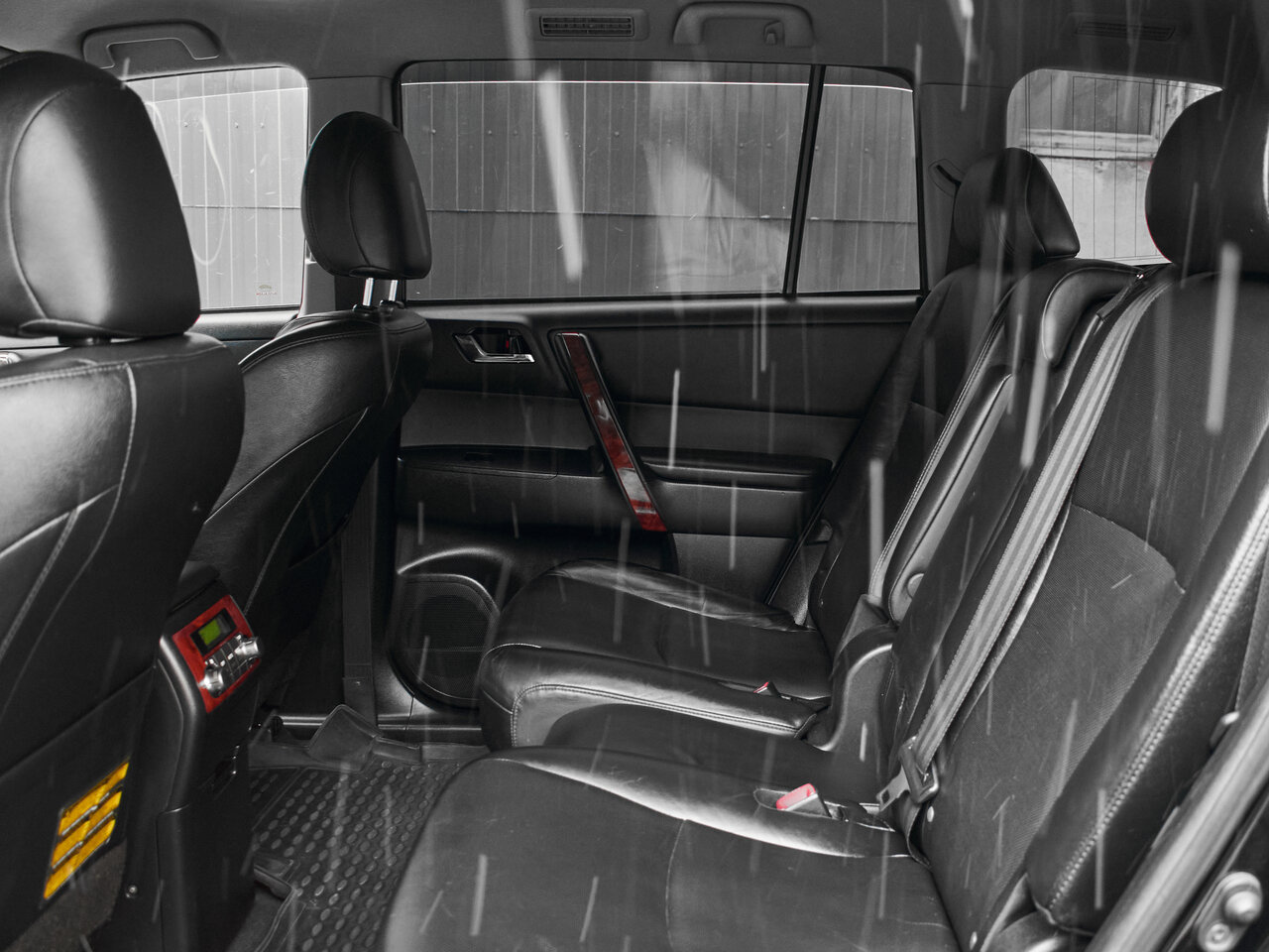 Купить Toyota Highlander 3.5 AT (273 л.с.) 4WD, 2013 в Екатеренбурге
