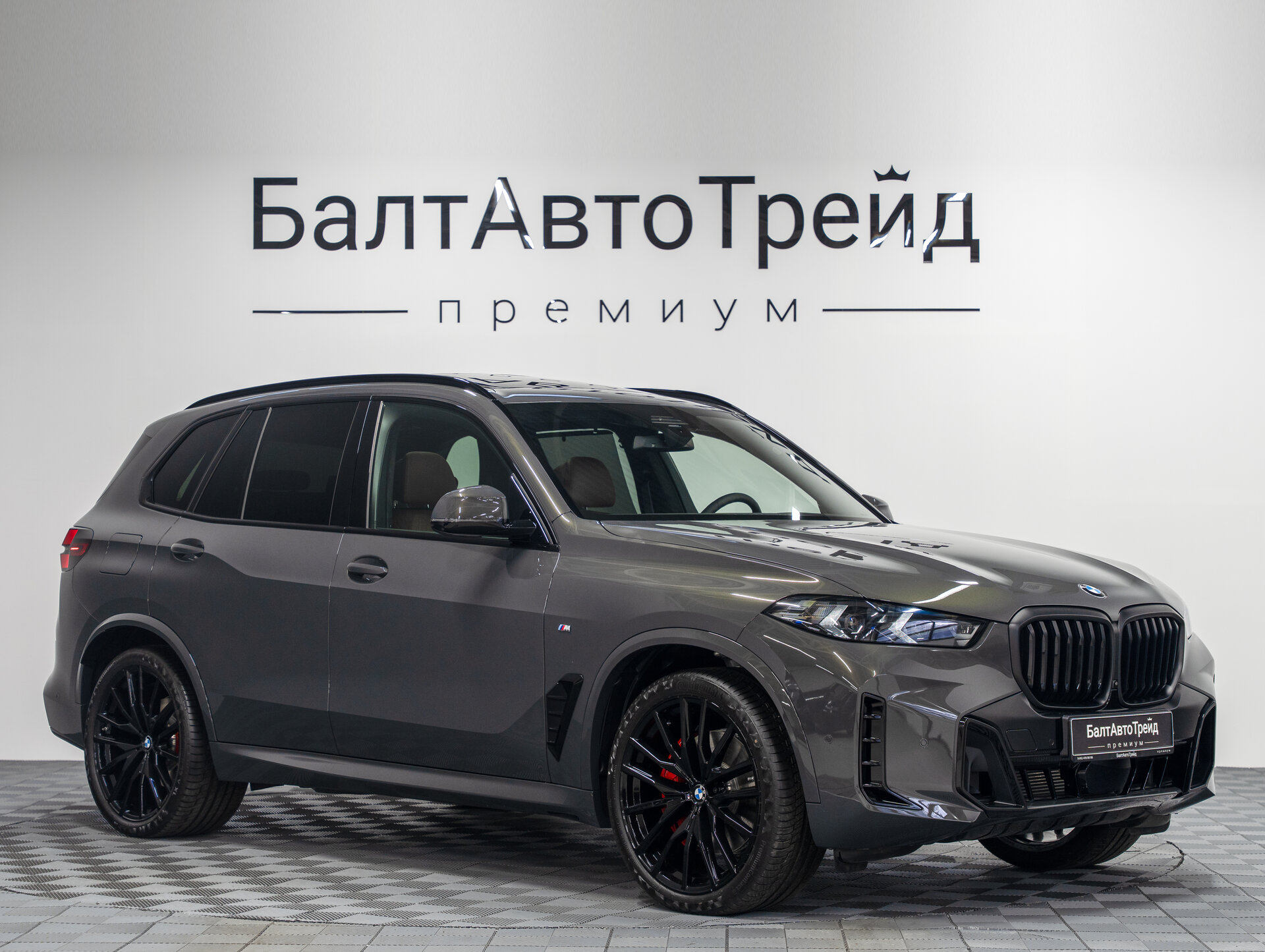 Автомобиль BMW X5 40i 3.0 AT (381 л.с.) 4WD - 5