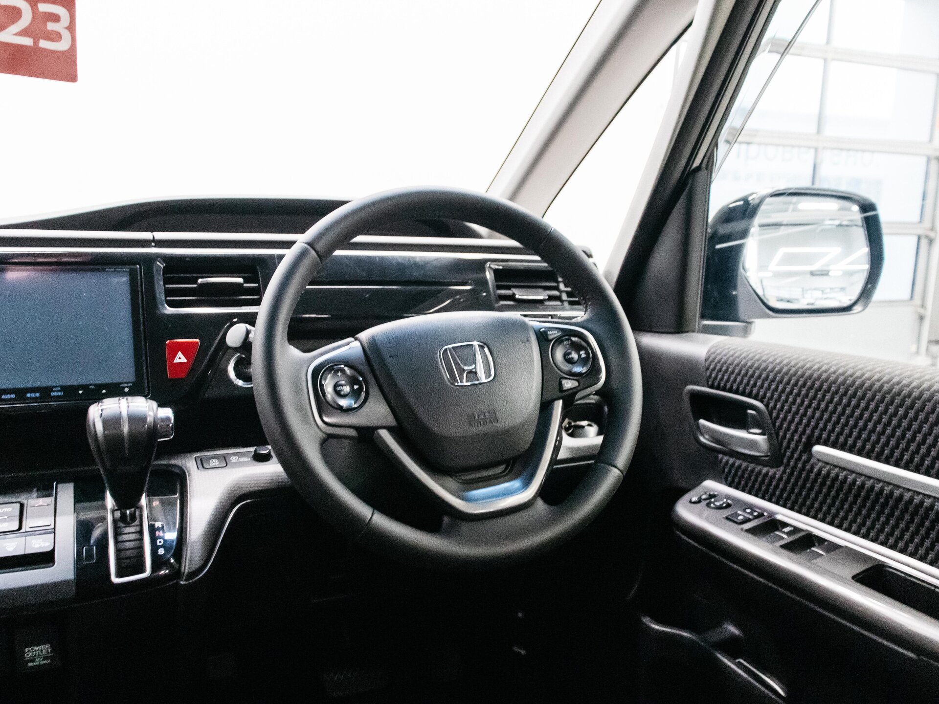 Honda Stepwgn 2015 14