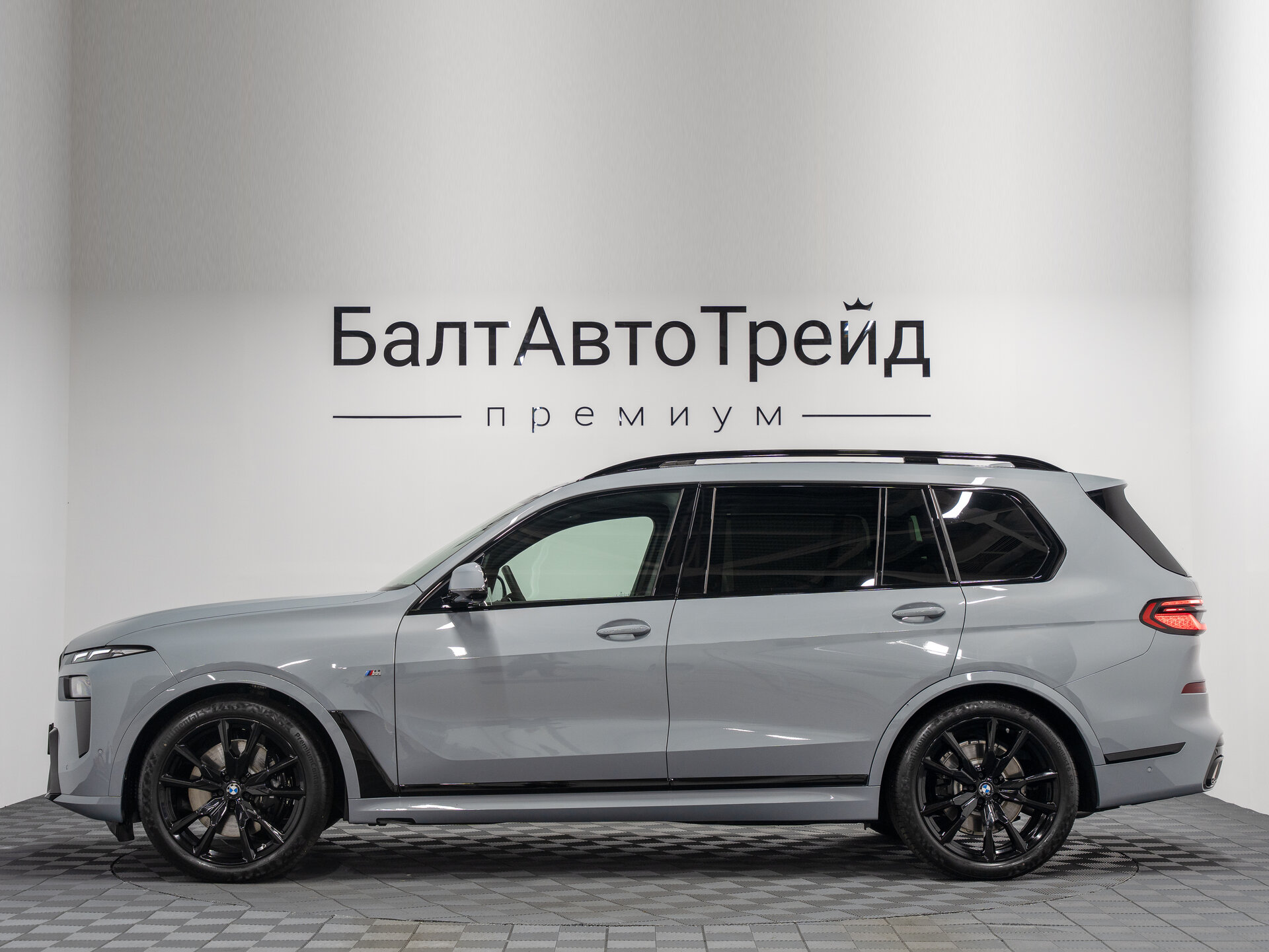 Автомобиль BMW X7 40d 3.0d AT (340 л.с.) 4WD - 11