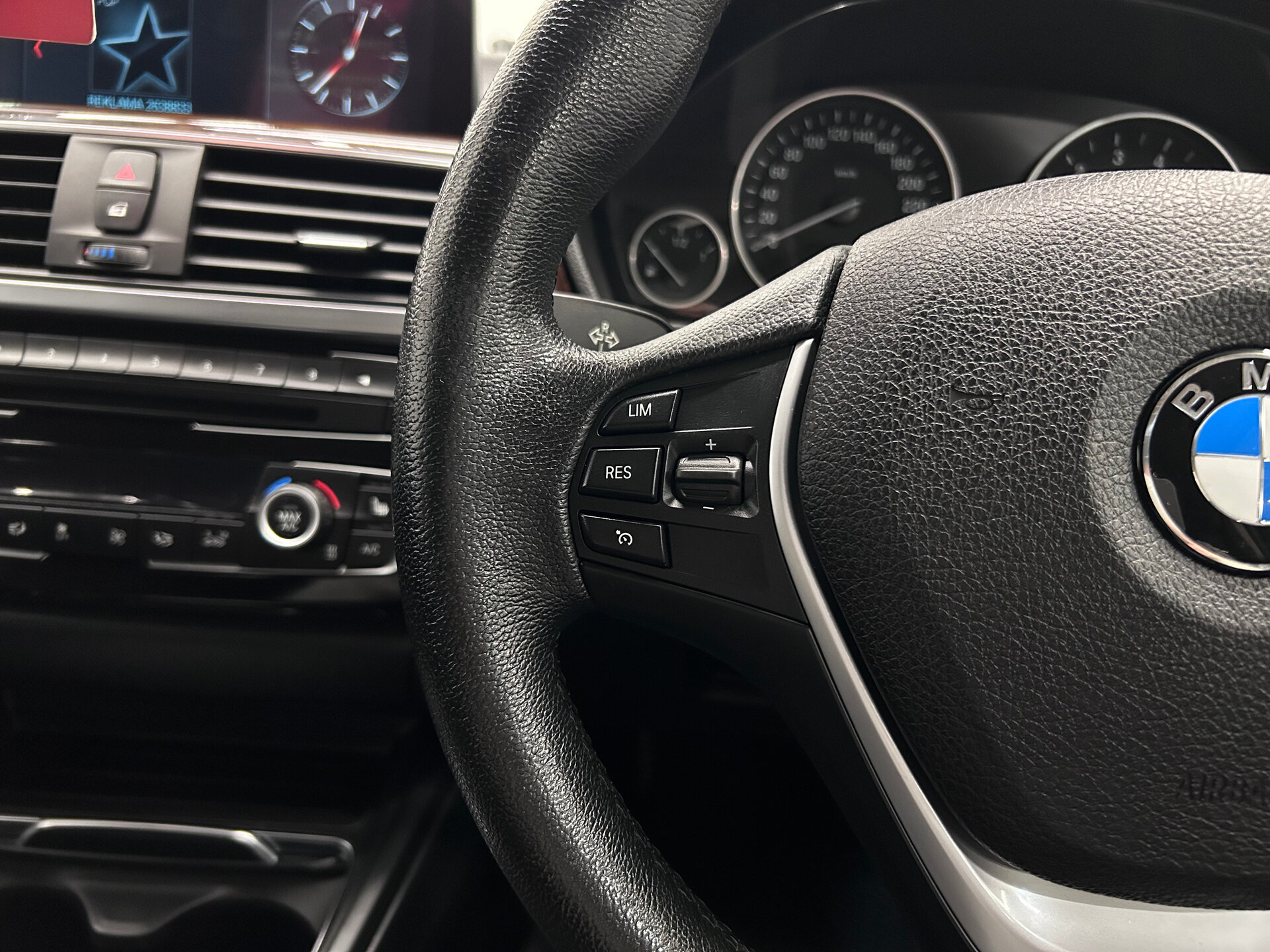 BMW 3 серии 2017 24