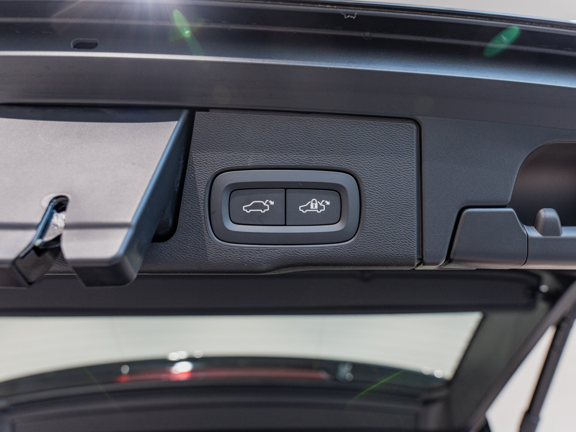 Автомобиль Volvo XC60 2.0 AT (250 л.с.) 4WD - 20