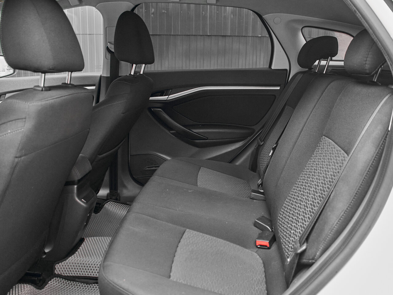 Купить Lada (ВАЗ) Vesta SW 1.6 CVT (113 л.с.), 2021 в Екатеренбурге