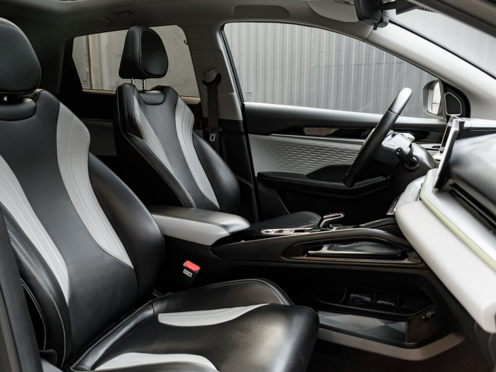 Купить Geely Coolray 1.5 AMT (177 л.с.), 2023 в Екатеренбурге