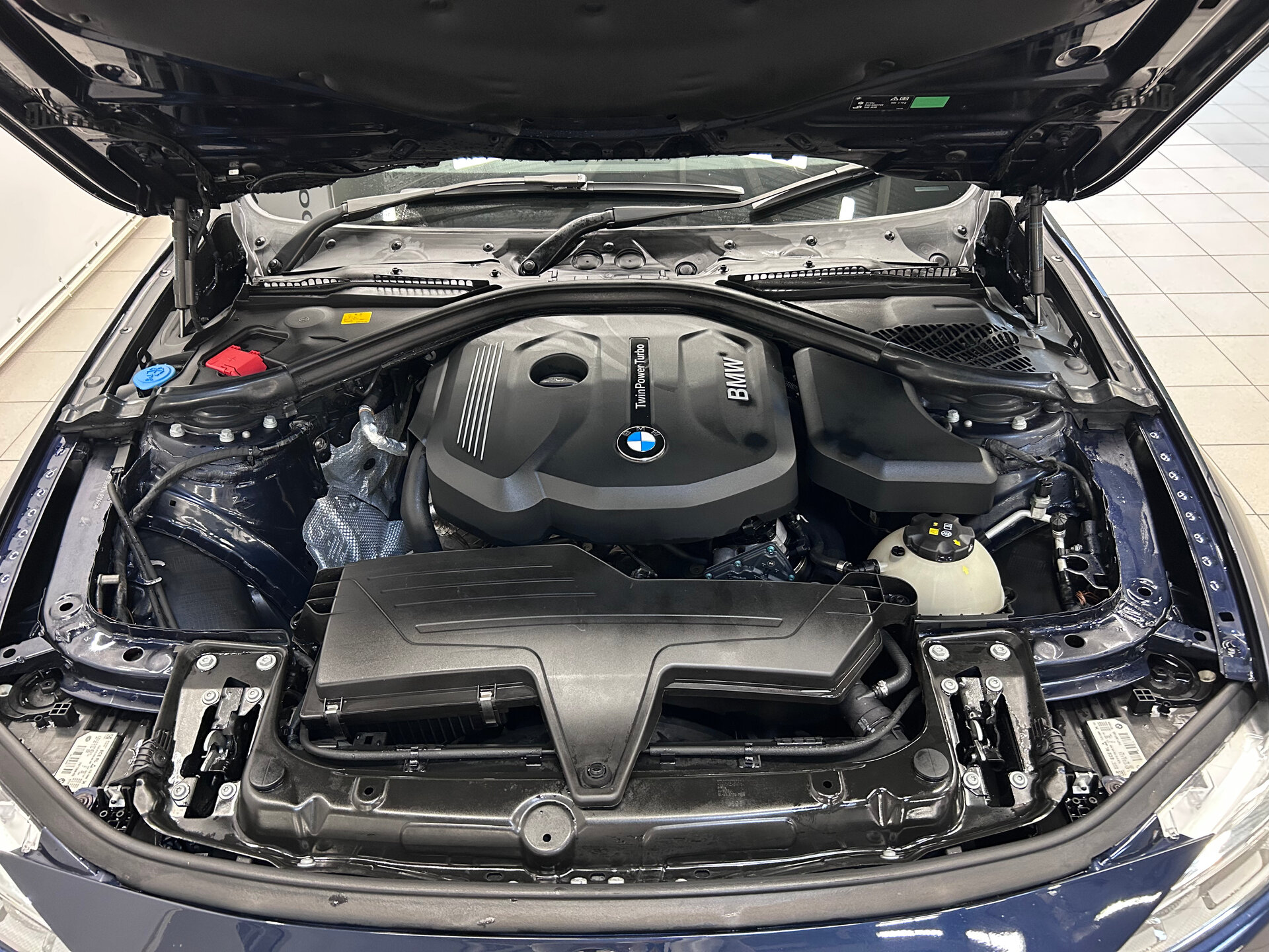 BMW 3 серии 2017 30