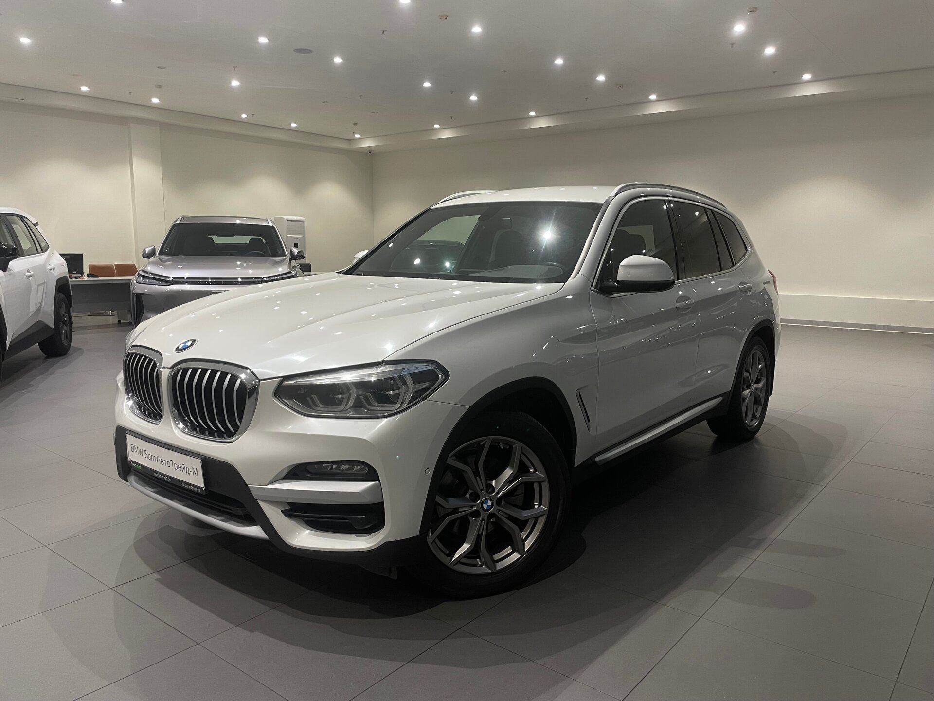 Автомобиль BMW X3 20d xDrive 2.0d AT (190 л.с.) 4WD - 1