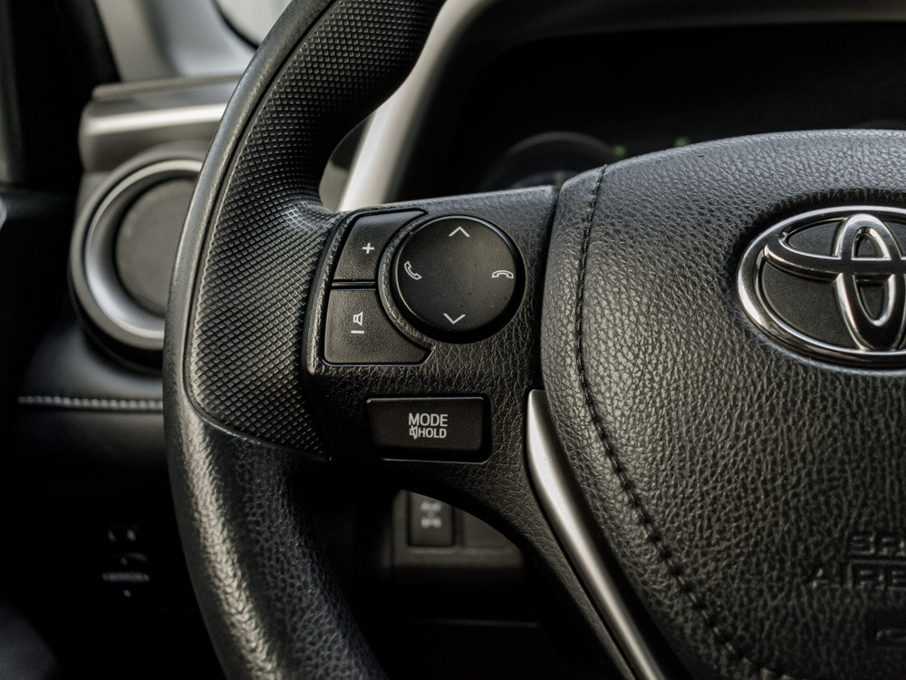 Купить Toyota RAV4 2.0 CVT (146 л.с.) 4WD, 2016 в Екатеренбурге