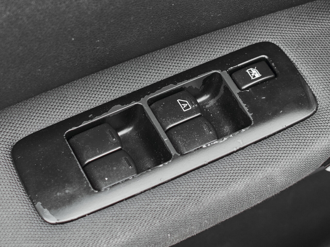 Купить Nissan Qashqai 1.6 CVT (117 л.с.), 2012 в Екатеренбурге