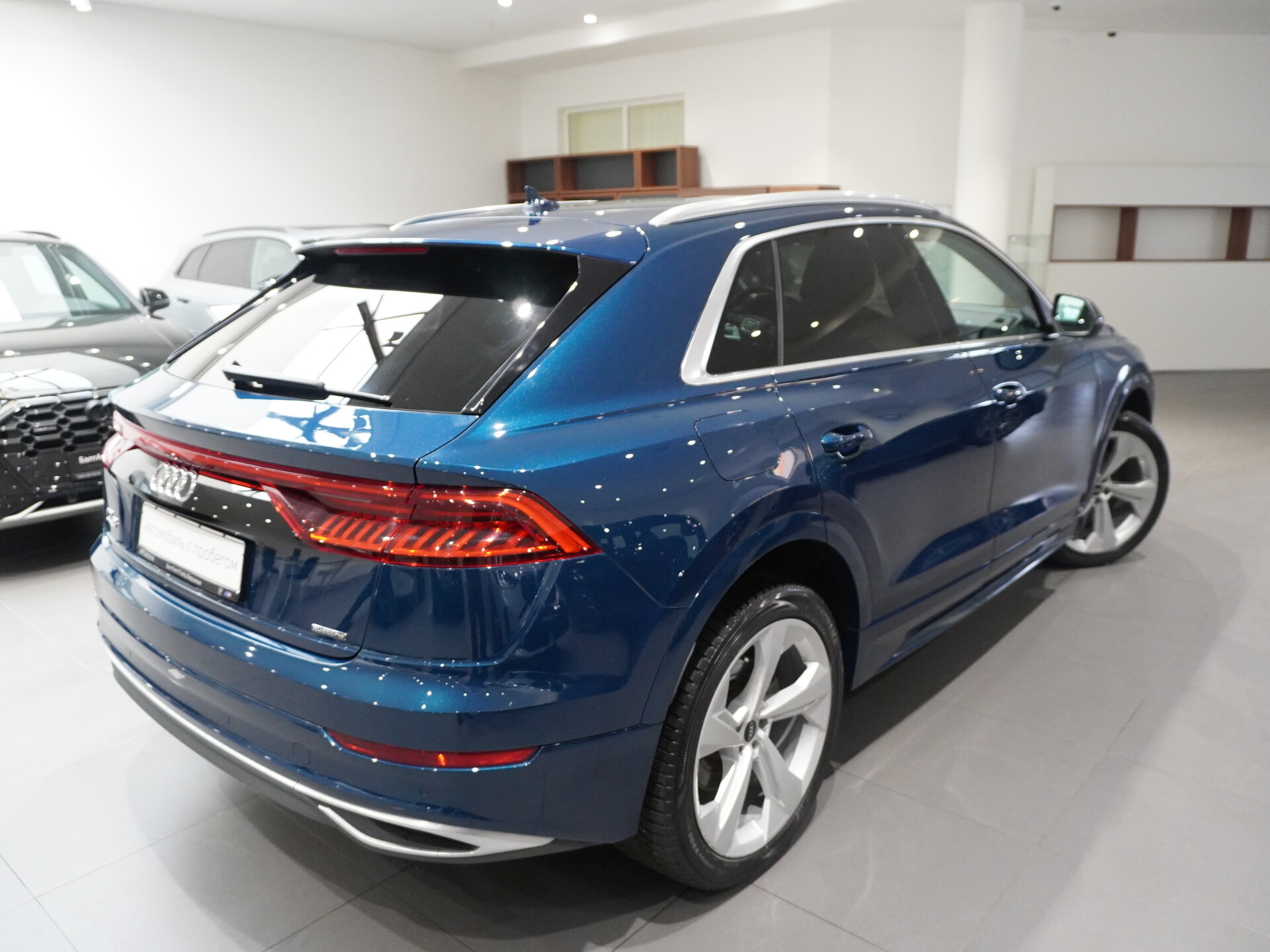 Автомобиль Audi Q8 55 TFSI 3.0 AT (340 л.с.) 4WD - 4