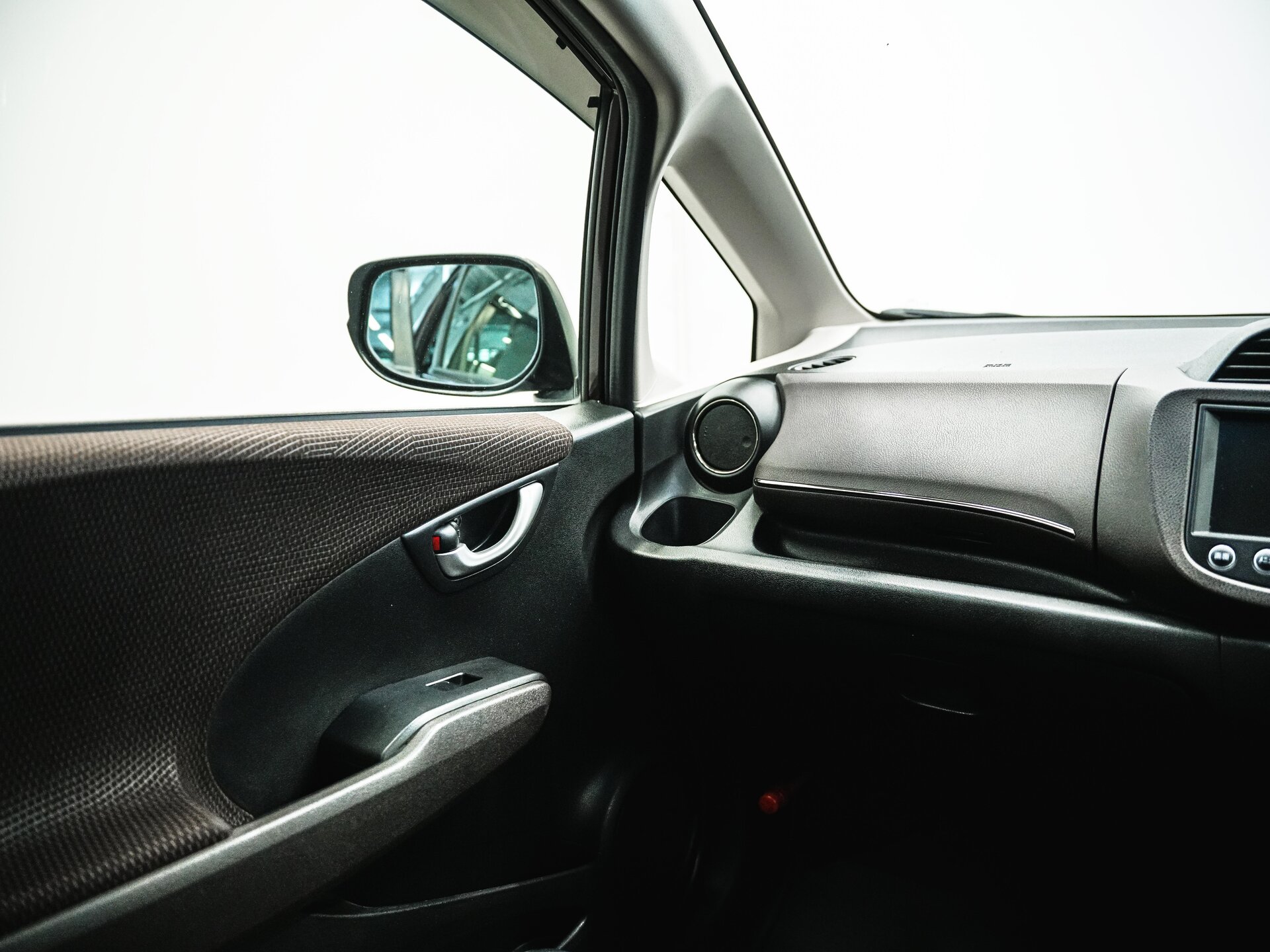 Honda Fit Shuttle 2012 12