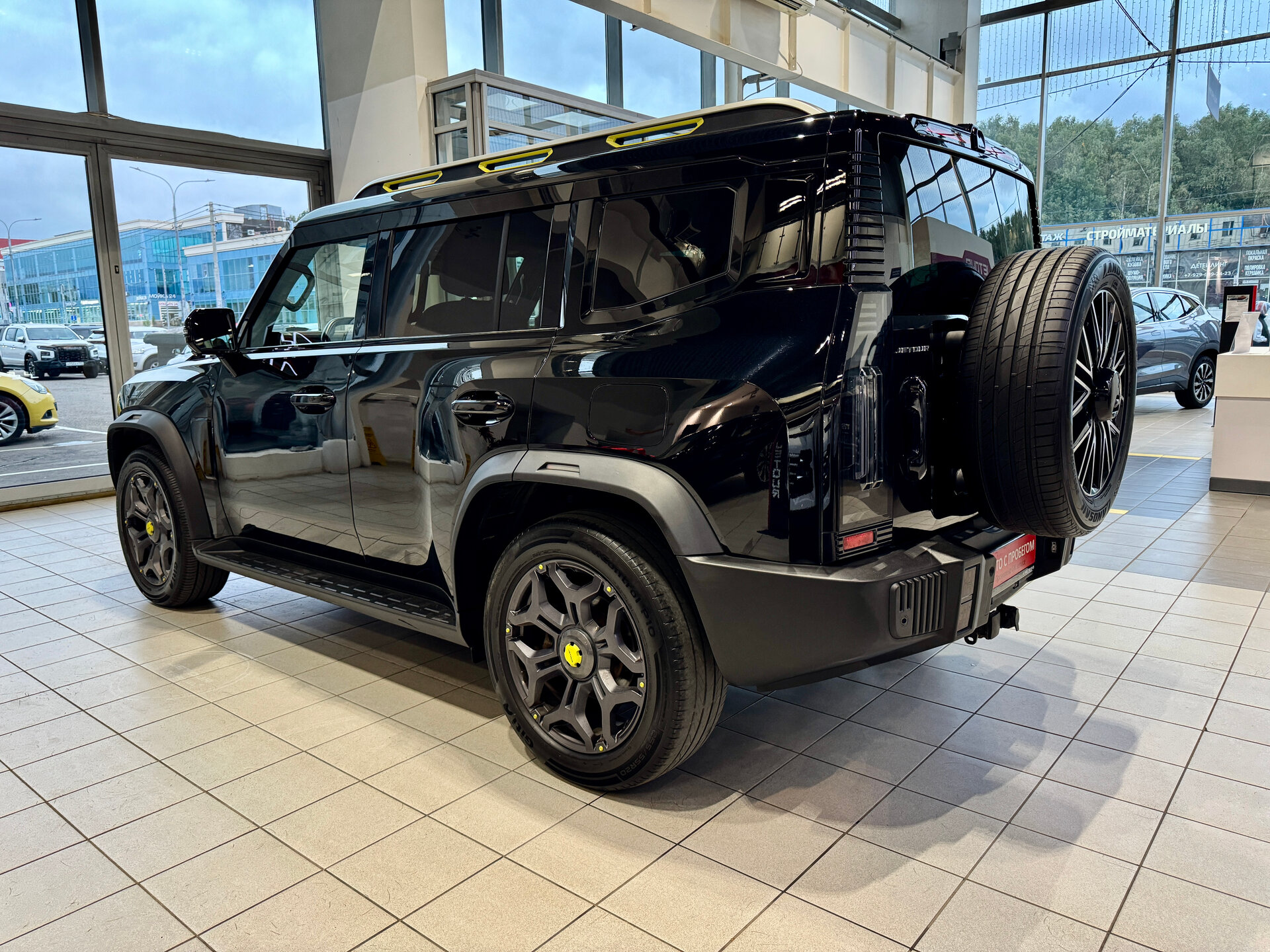 БУ автомобиль Jetour T2 2024  2.0 л ( 245 л. с.) Черный с пробегом 69390 км
