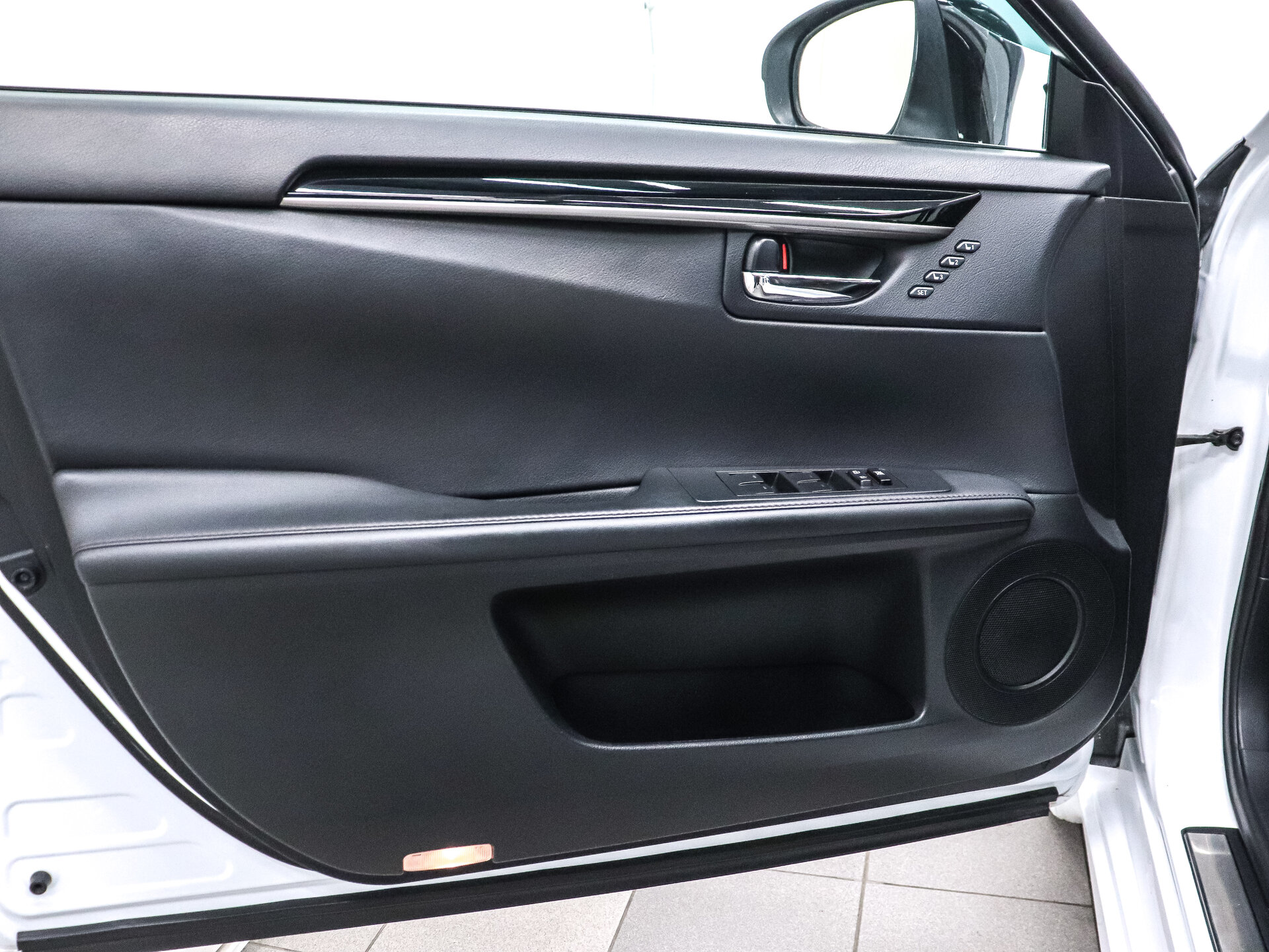 Lexus ES 2015 6