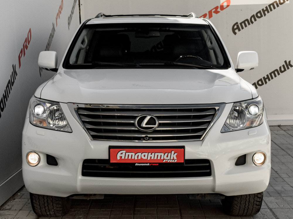 Купить Lexus LX 570 5.7 AT (367 л.с.) 4WD, 2011 в Екатеренбурге