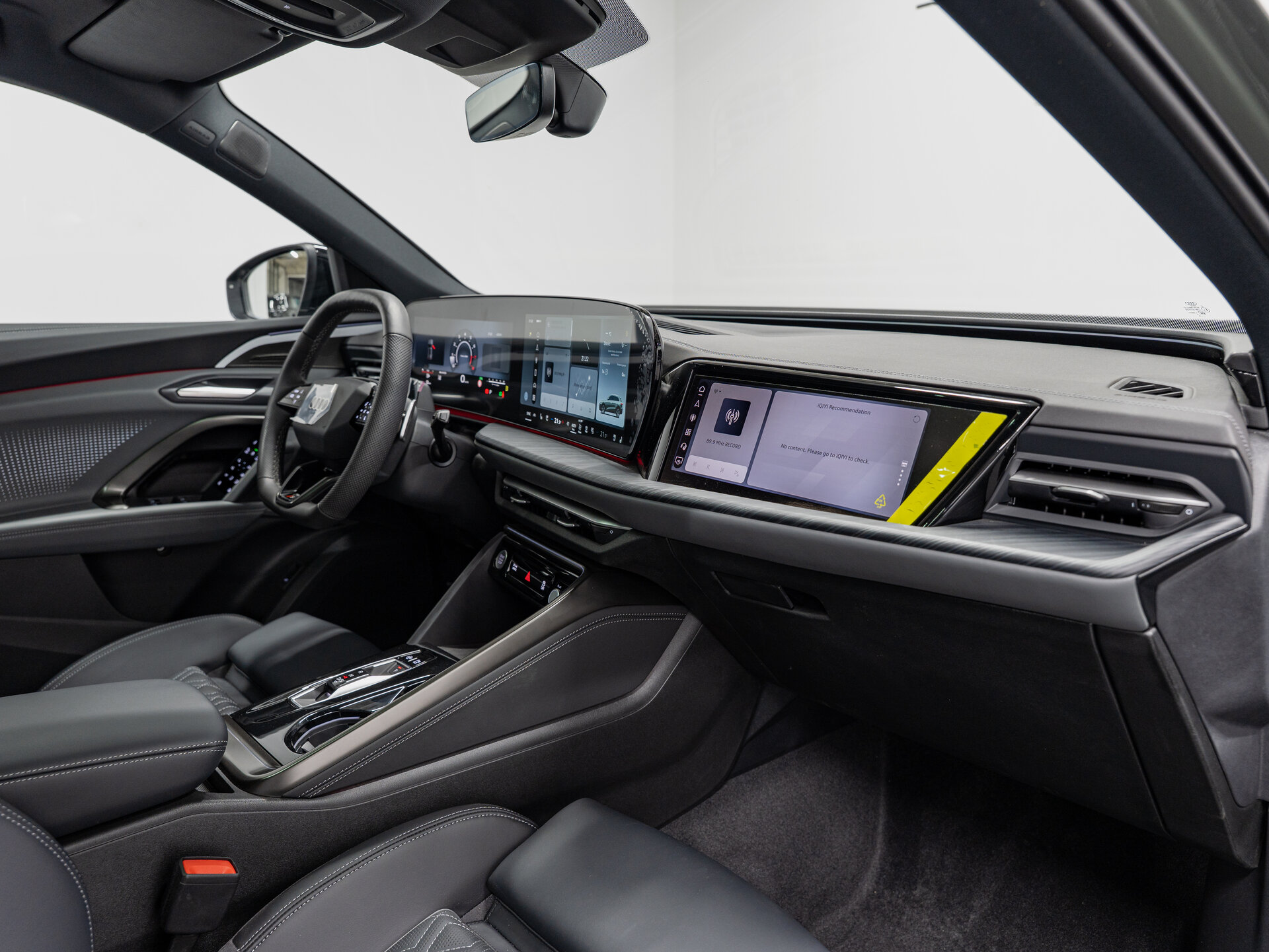 Автомобиль Audi Q5 L 2.0 AMT (272 л.с.) 4WD - 14
