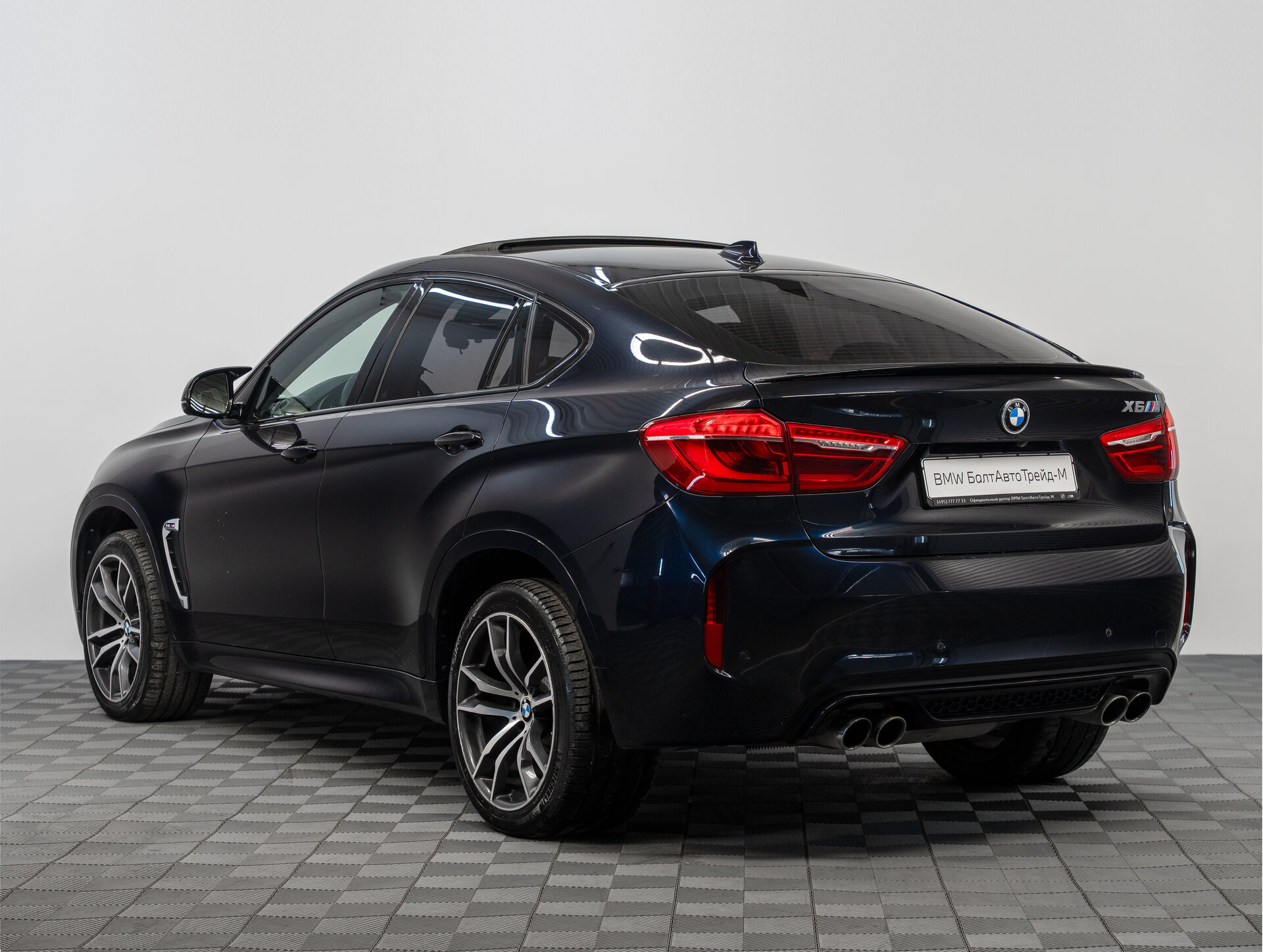 Автомобиль BMW X6 M 4.4 AT (575 л.с.) 4WD - 7