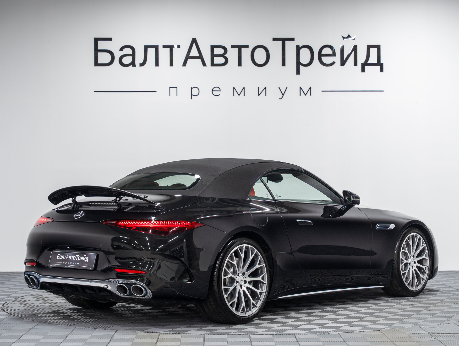 Автомобиль Mercedes-Benz SL-Класс AMG 43 AMG 2.0 AT (381 л.с.) - 8