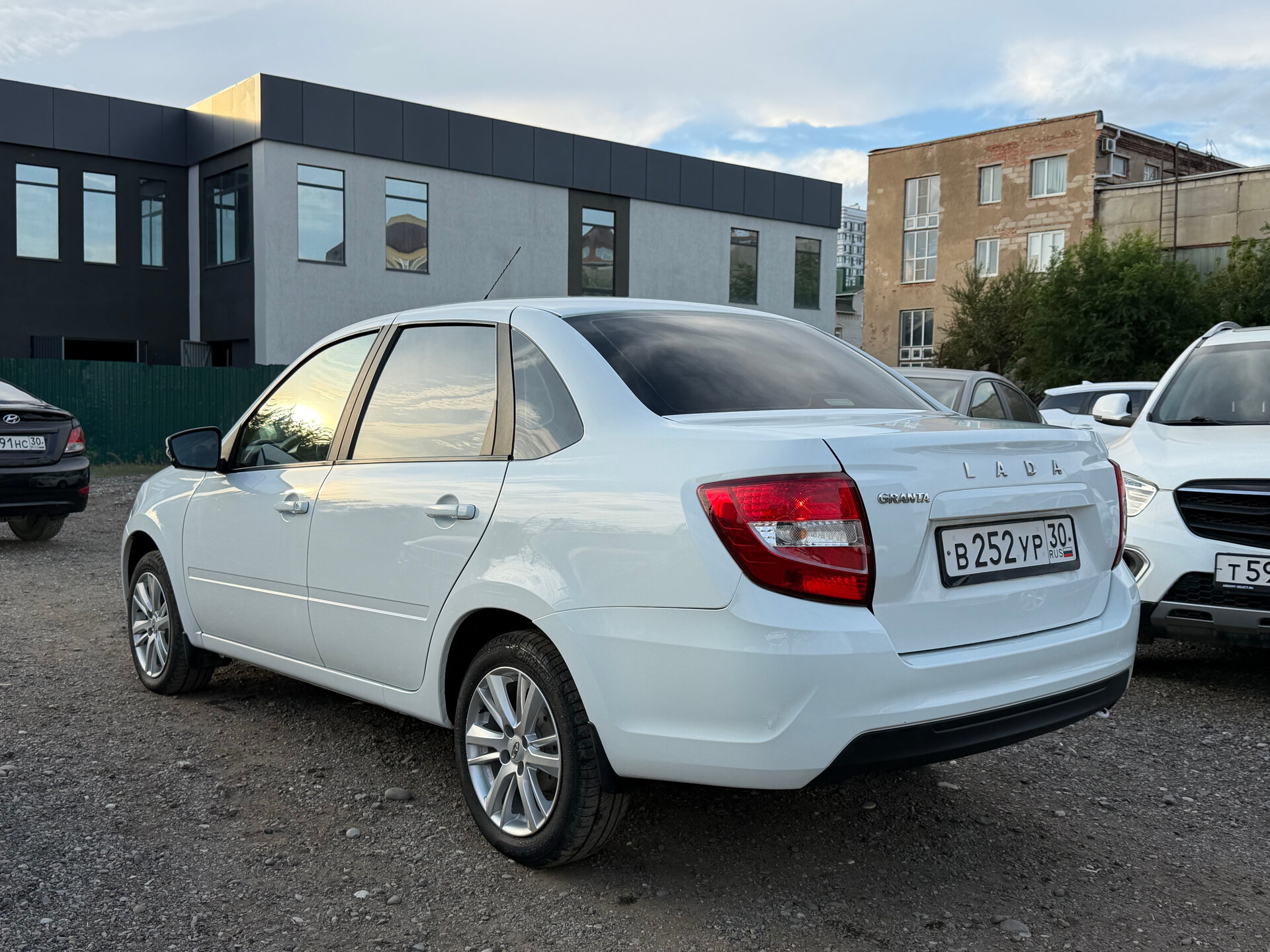 Lada (ВАЗ) Granta 
