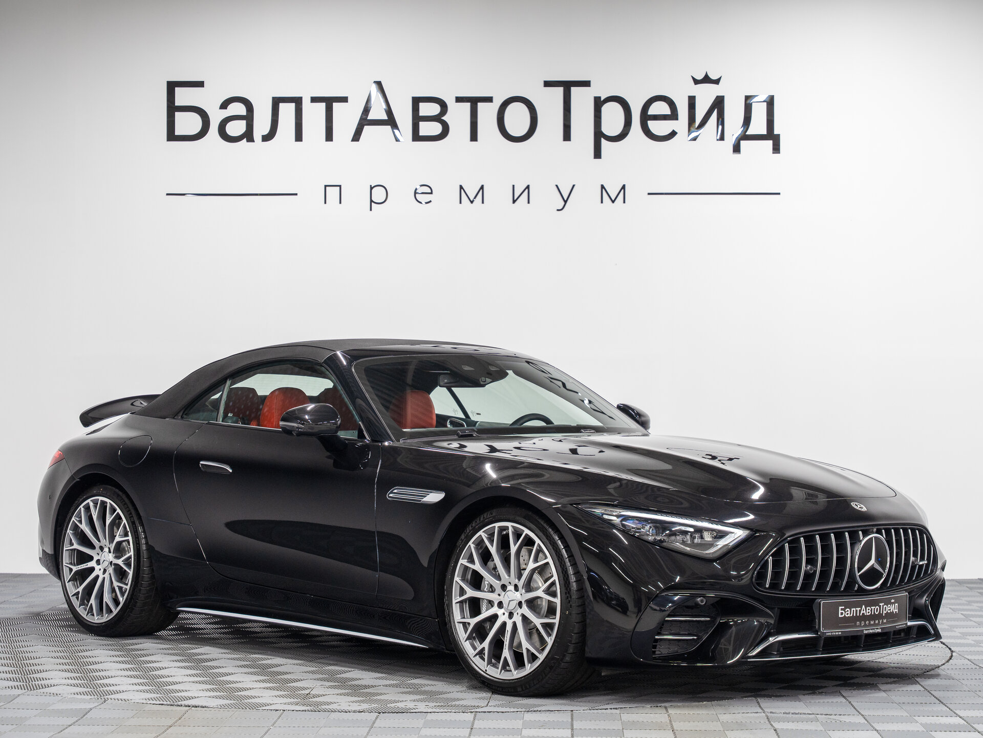Автомобиль Mercedes-Benz SL-Класс AMG 43 AMG 2.0 AT (381 л.с.) - 6