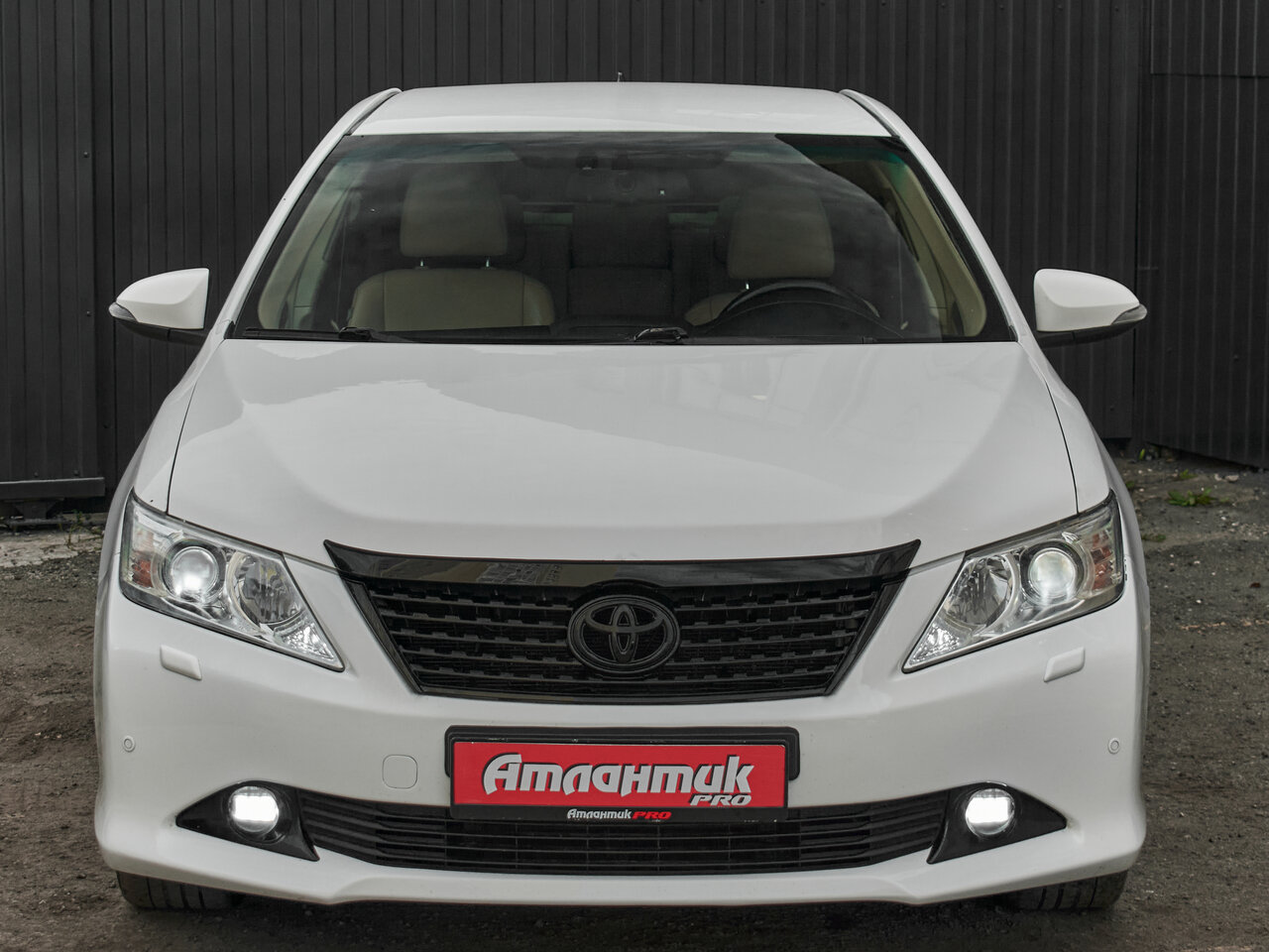 Купить Toyota Camry 3.5 AT (249 л.с.), 2014 в Екатеренбурге