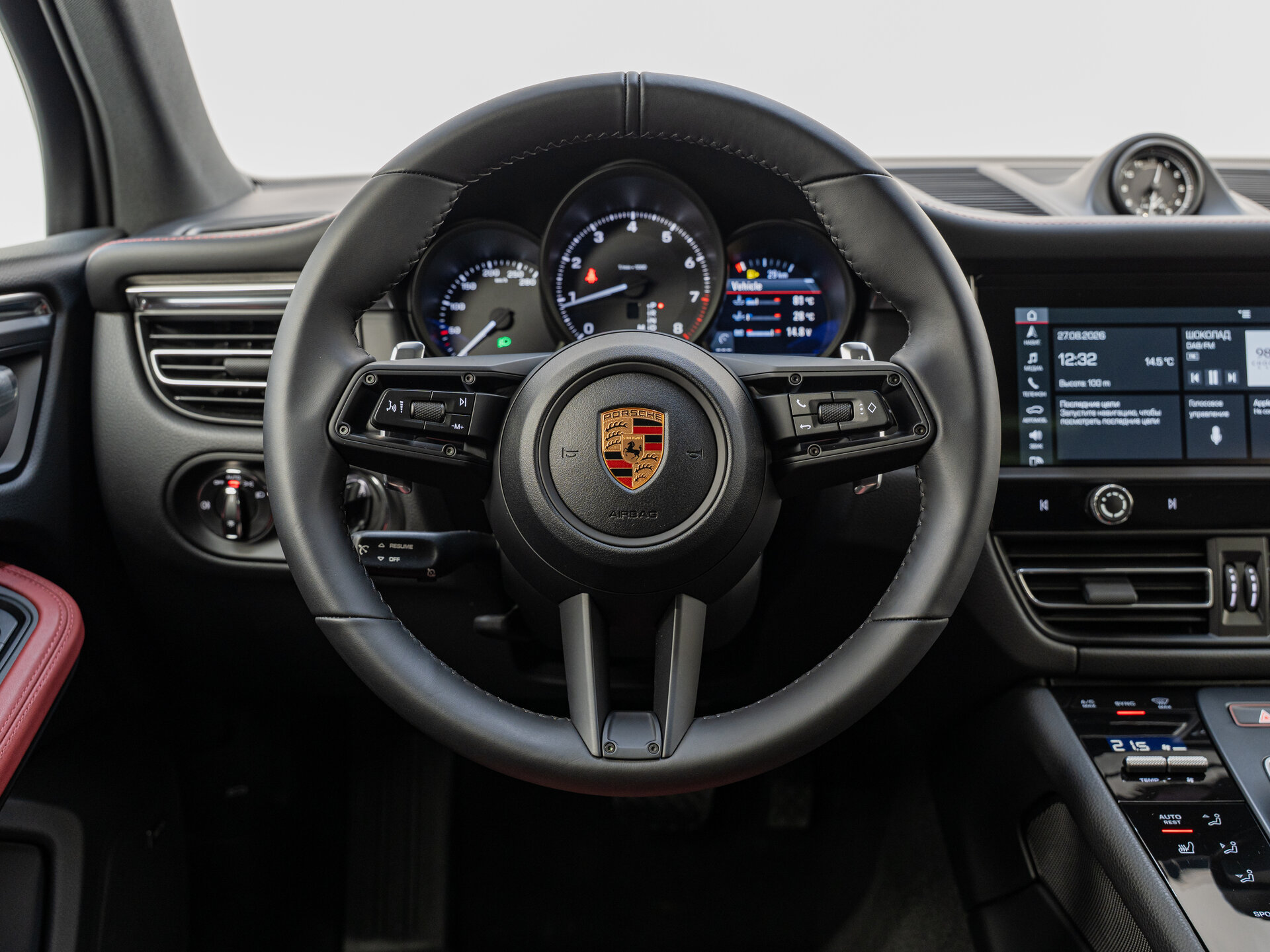 Автомобиль Porsche Macan 2.0 AMT (265 л.с.) 4WD - 13