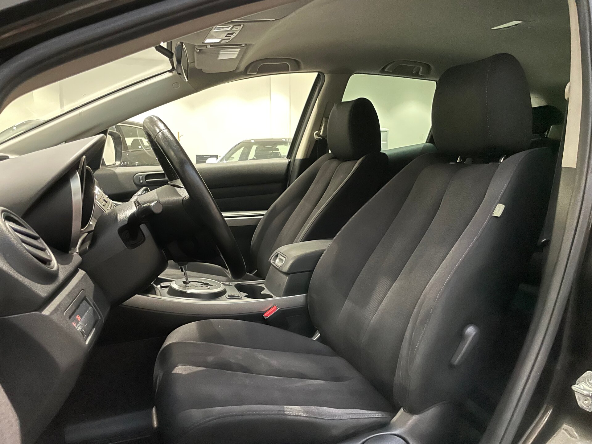 Автомобиль Mazda CX-7 2.5 AT (163 л.с.) - 8
