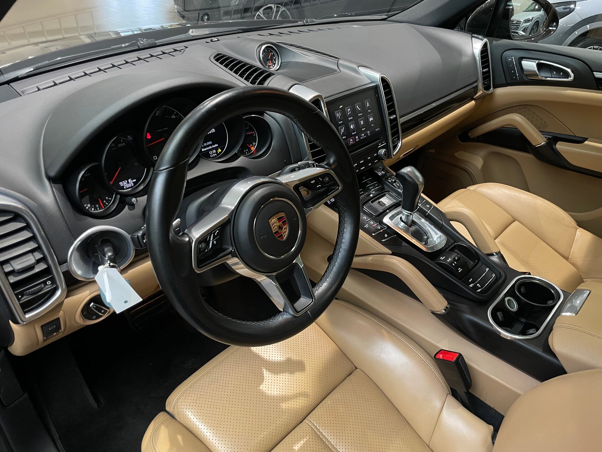 Автомобиль Porsche Cayenne Diesel 3.0d AT (245 л.с.) 4WD - 7
