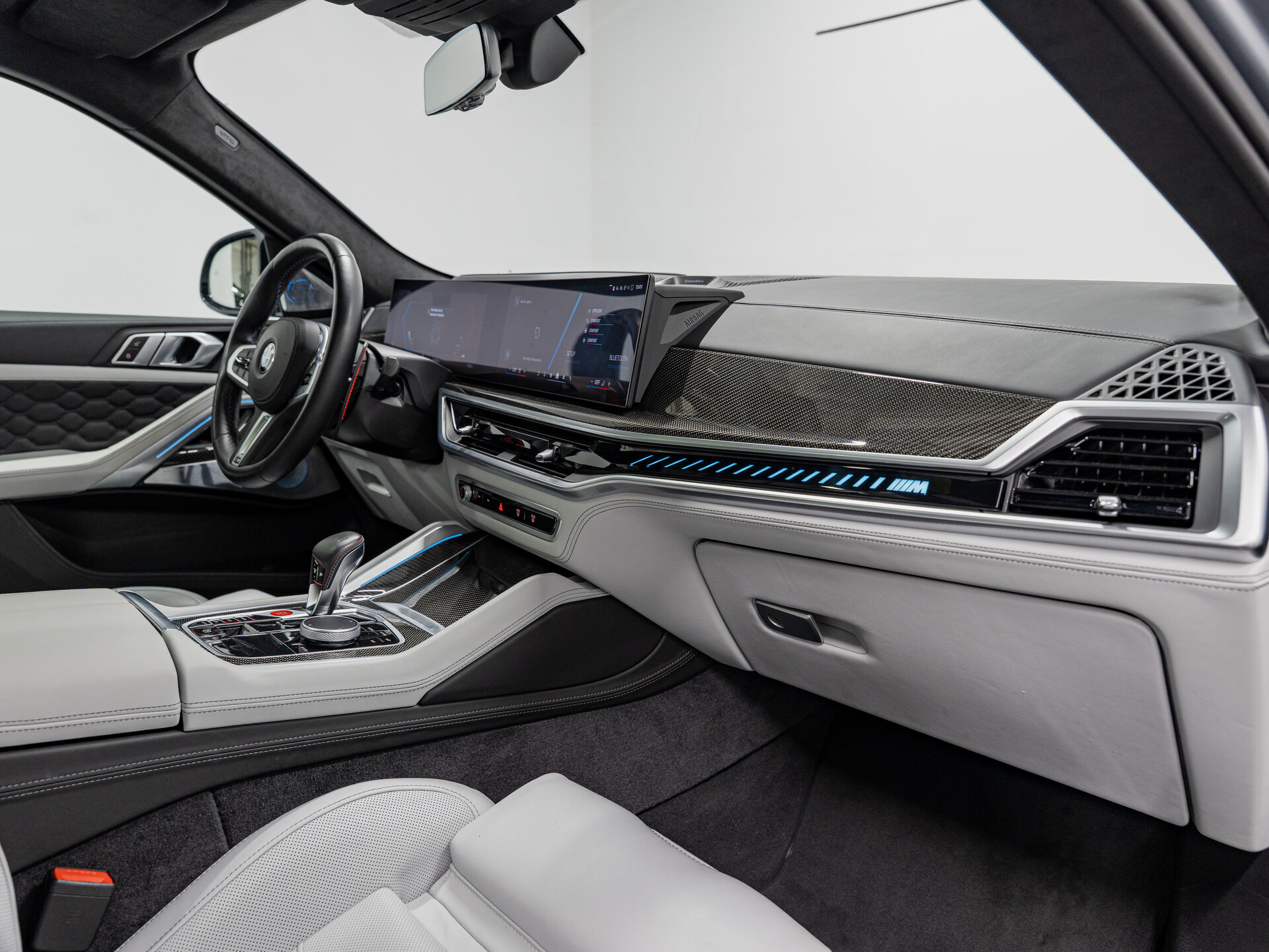 Автомобиль BMW X6 M Competition 4.4 AT (625 л.с.) 4WD - 14