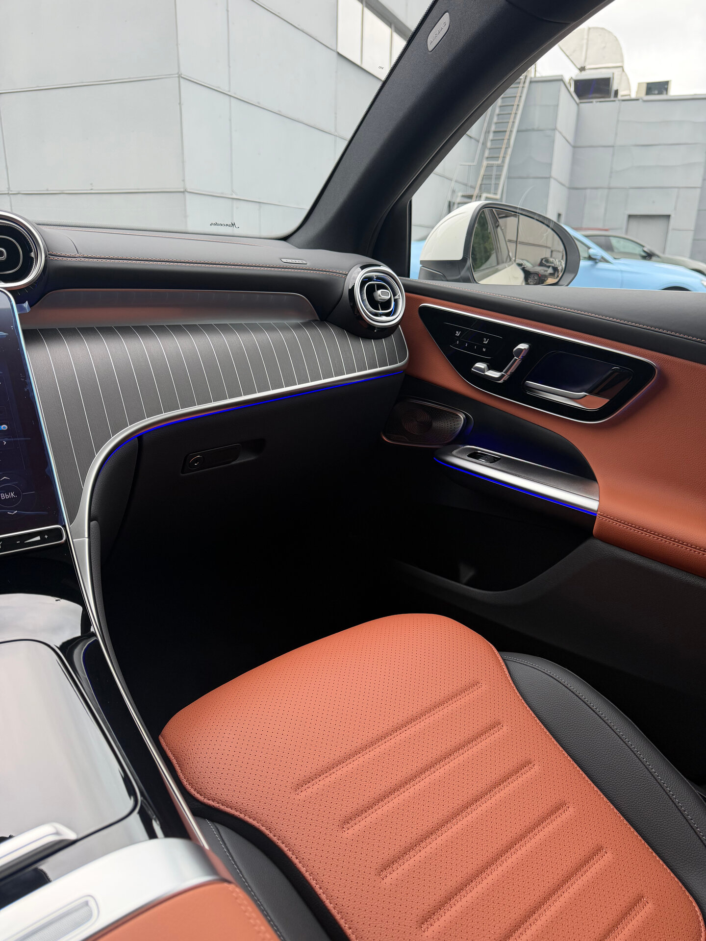 Автомобиль Mercedes-Benz GLC Coupe 300 2.0 AT (258 л.с.) 4WD - 13