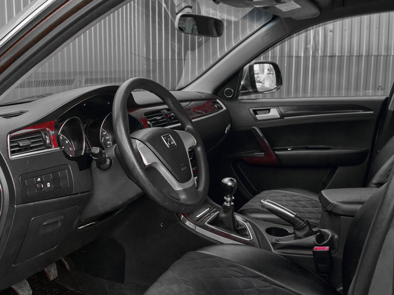 Купить Zotye T600 1.5 MT (149 л.с.), 2018 в Екатеренбурге
