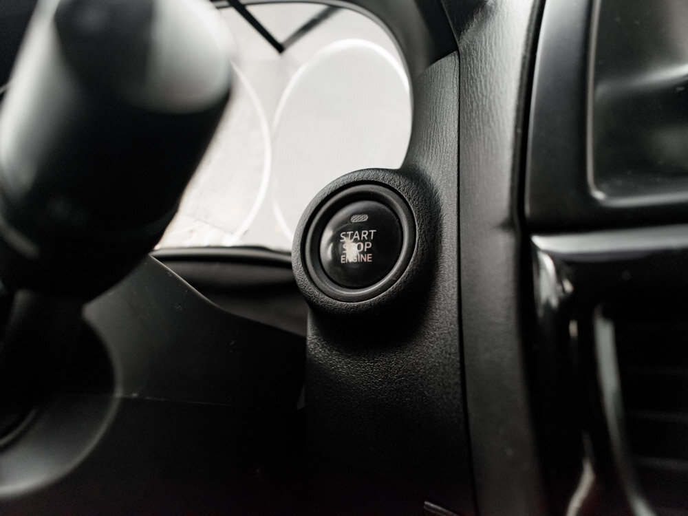 Купить Mazda CX-5 2.0 MT (150 л.с.), 2012 в Екатеренбурге