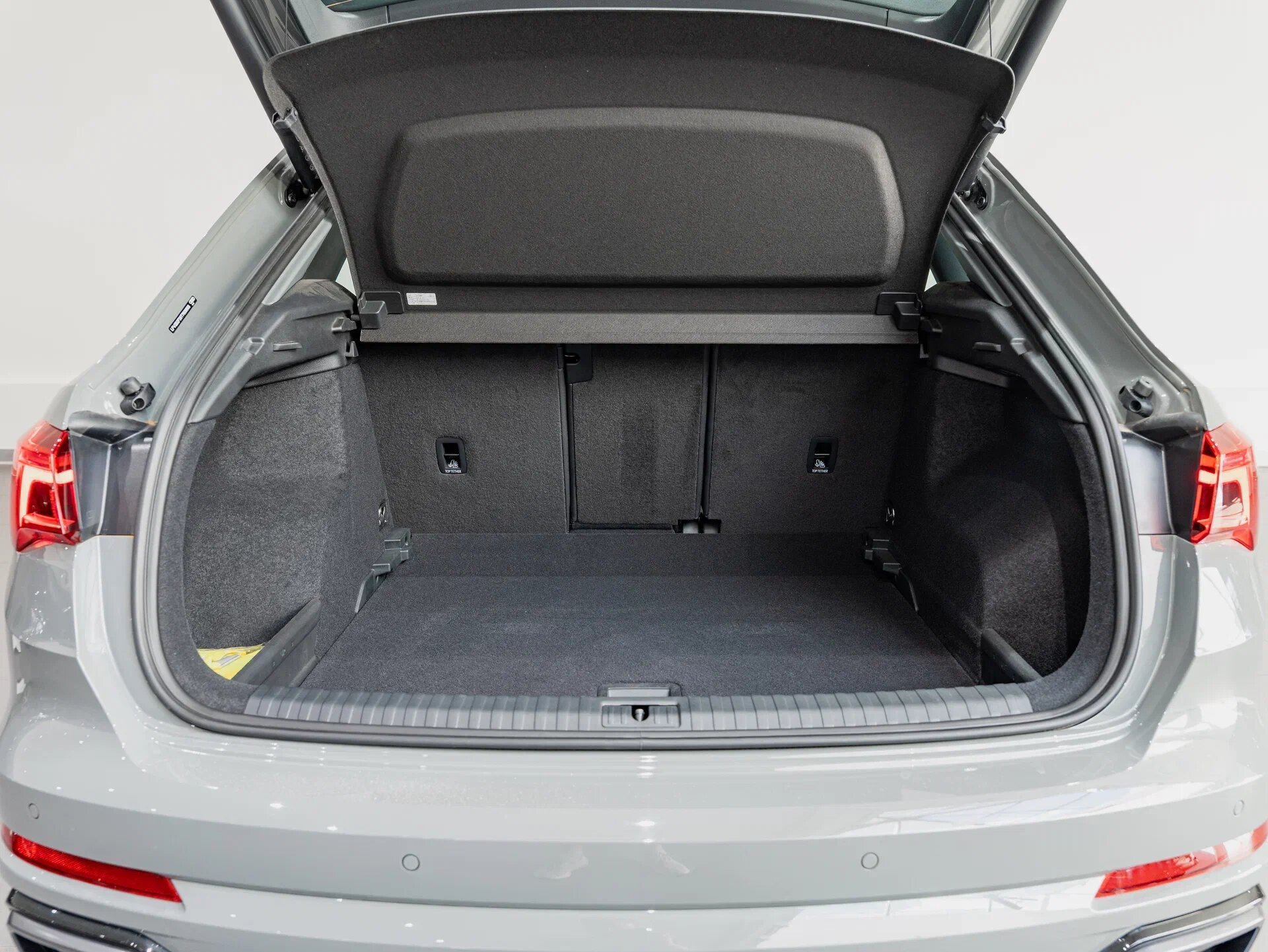 Автомобиль Audi Q3 35 TFSI 1.5 AMT (160 л.с.) - 20