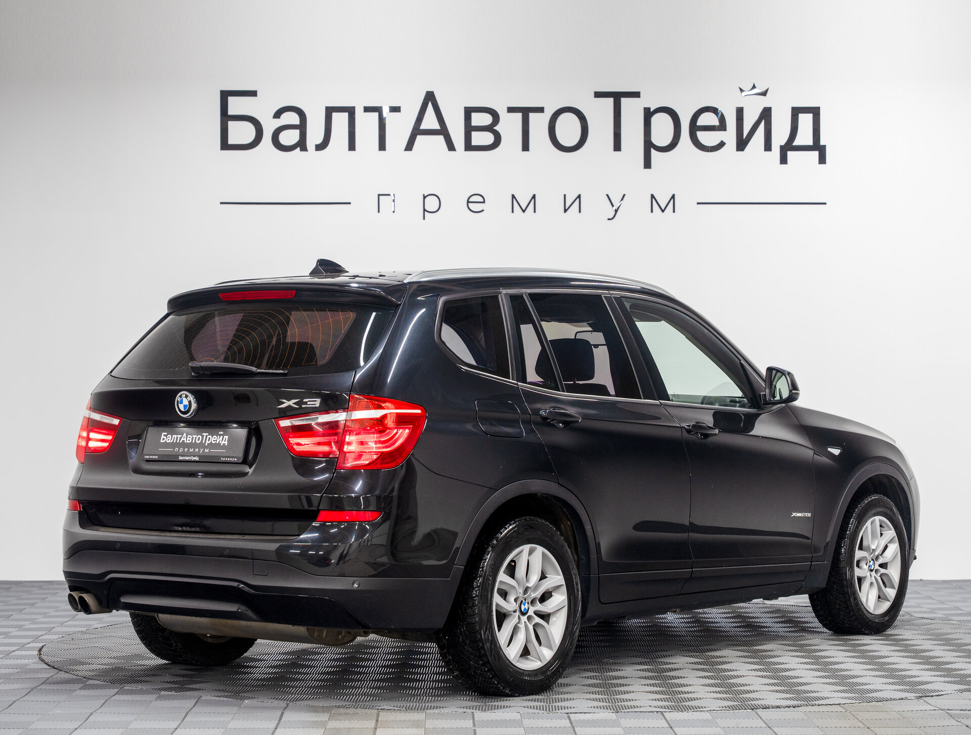 Автомобиль BMW X3 28i xDrive 2.0 AT (245 л.с.) 4WD - 8