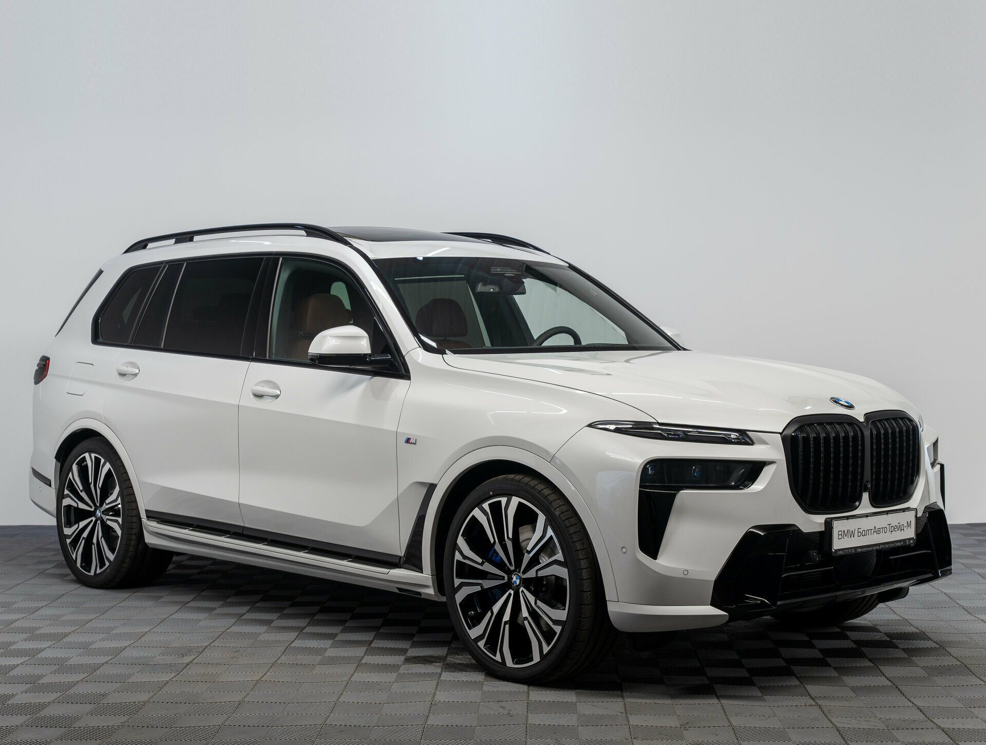 Автомобиль BMW X7 40i 3.0 AT (381 л.с.) 4WD - 1