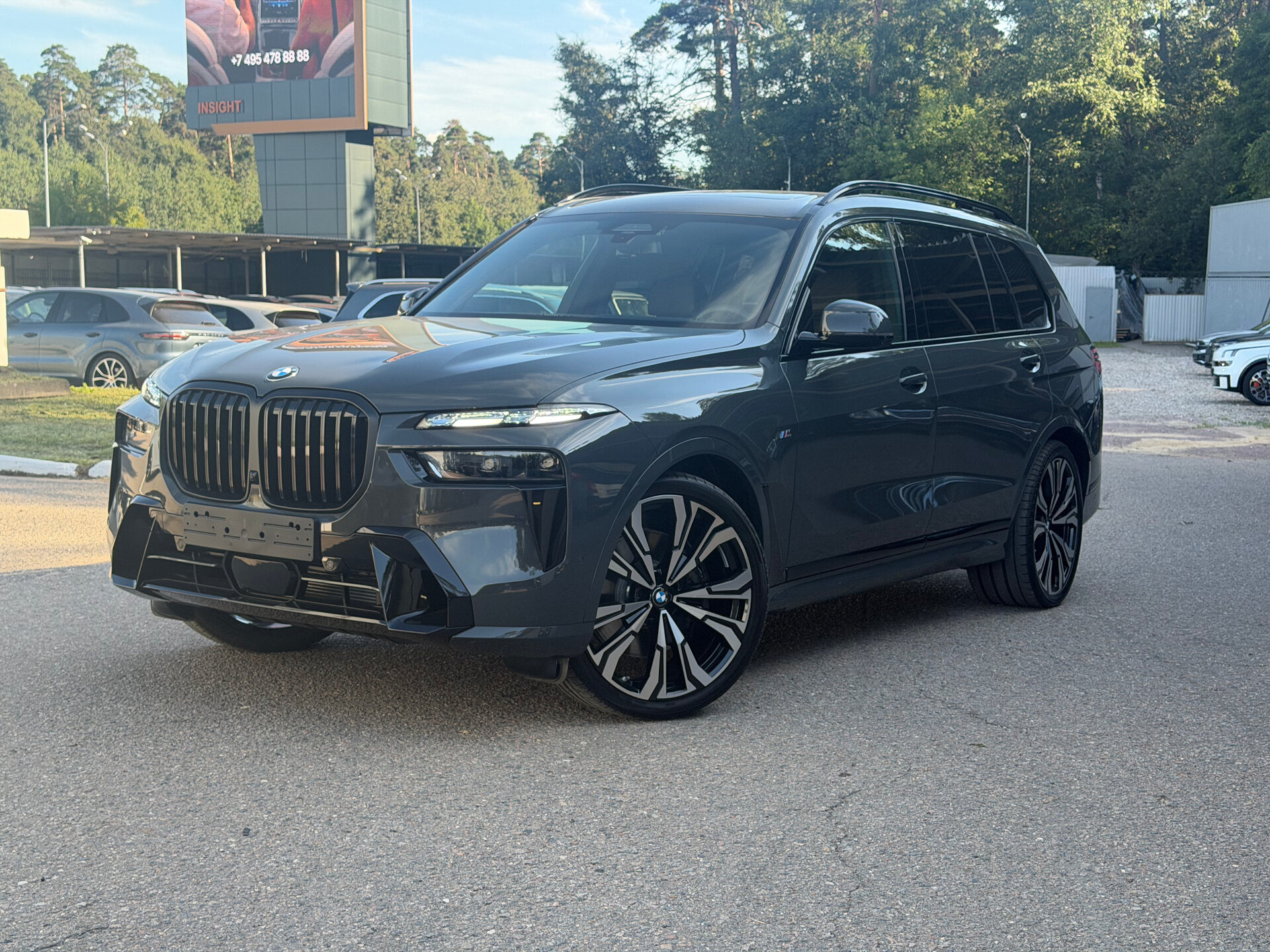 Автомобиль BMW X7 40i 3.0 AT (381 л.с.) 4WD - 1