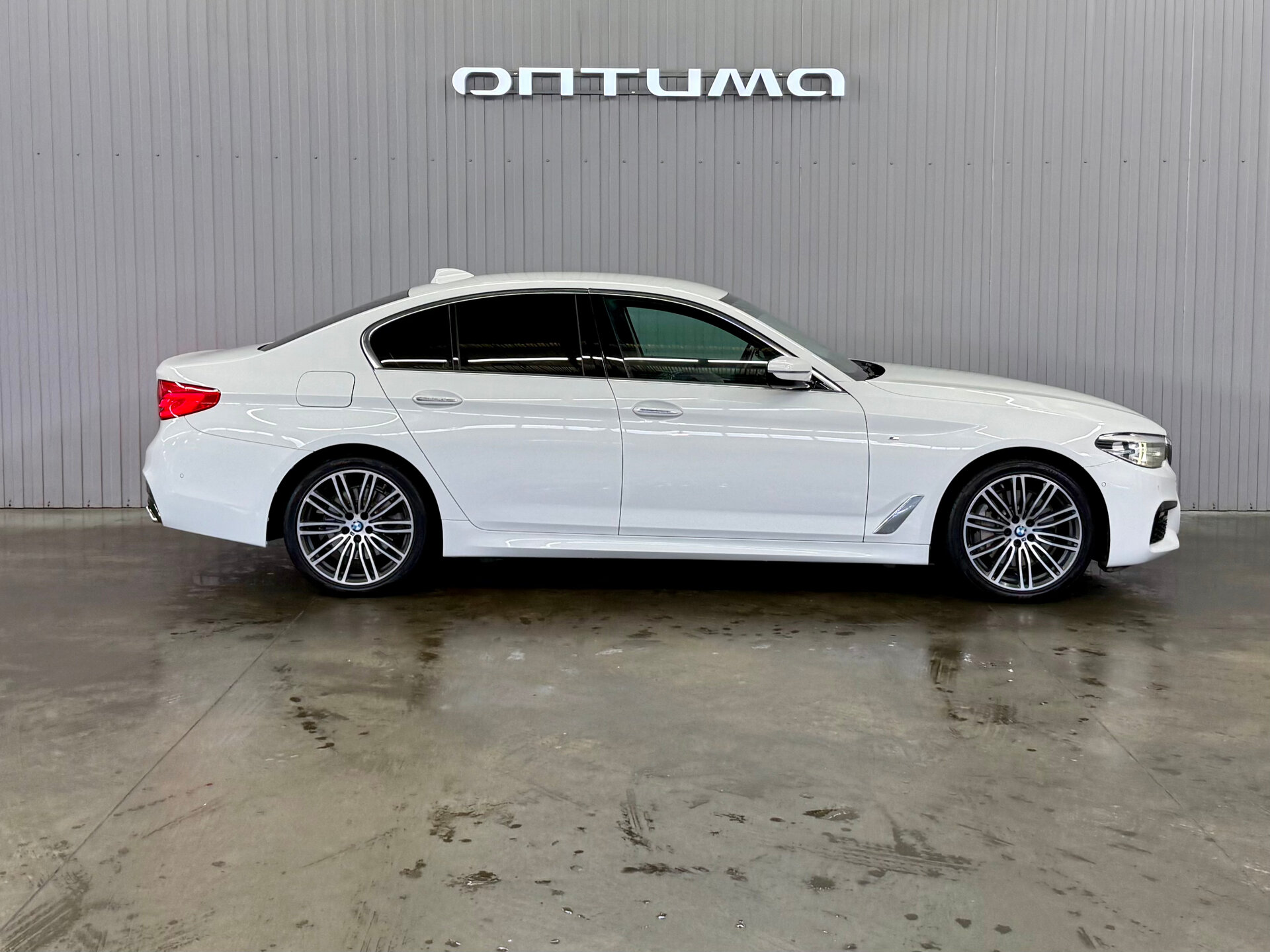 BMW 5 серия 525 