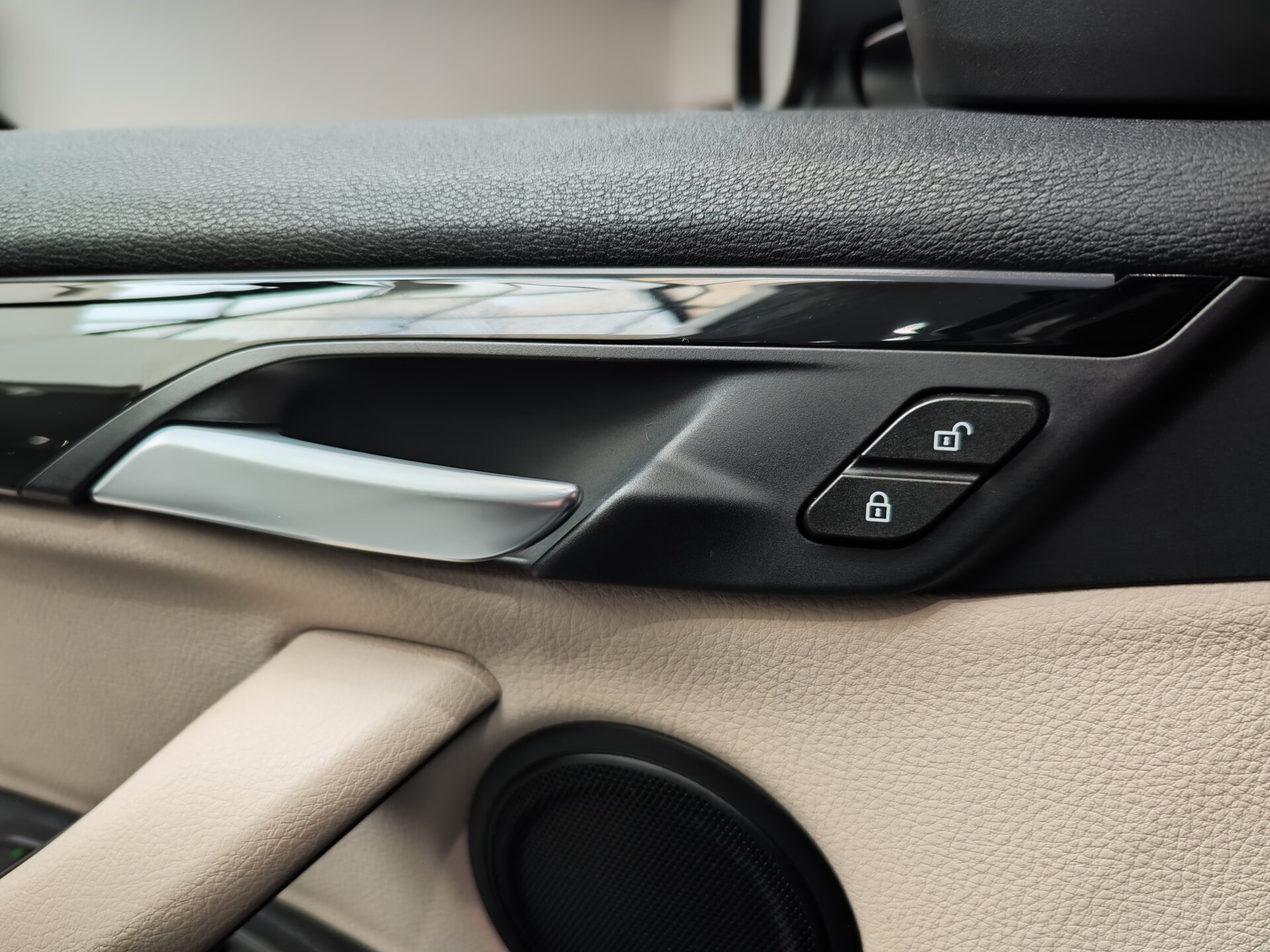 Автомобиль BMW X2 sDrive18i 1.5 AMT (140 л.с.) - 18