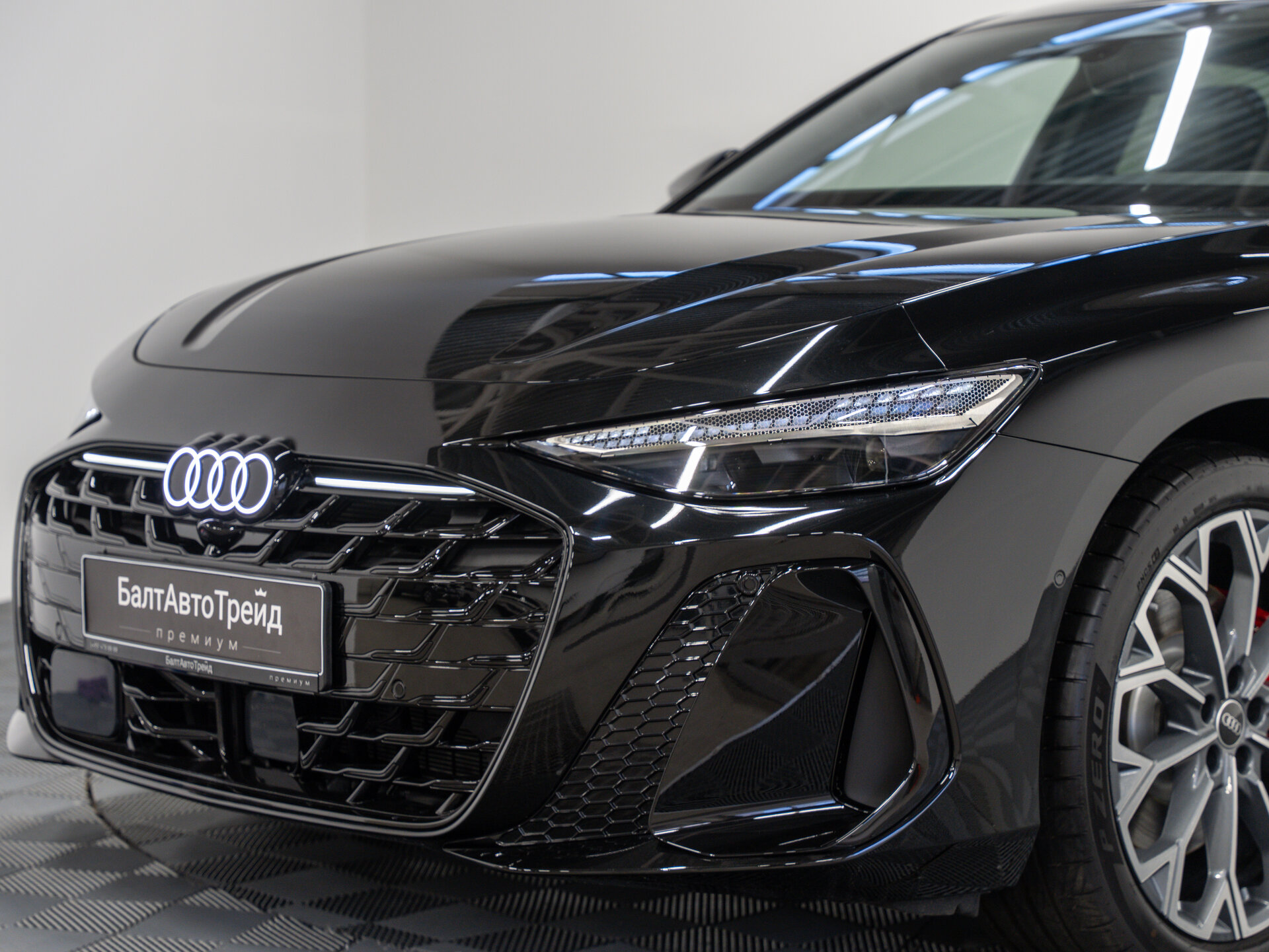 Автомобиль Audi A6 L 2.0 AMT (272 л.с.) 4WD - 2