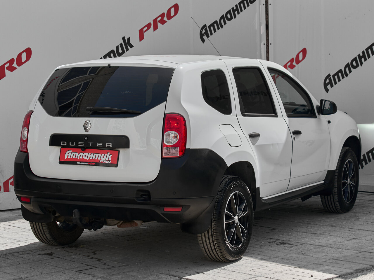 Купить Renault Duster 1.6 MT (102 л.с.) 4WD, 2014 в Екатеренбурге