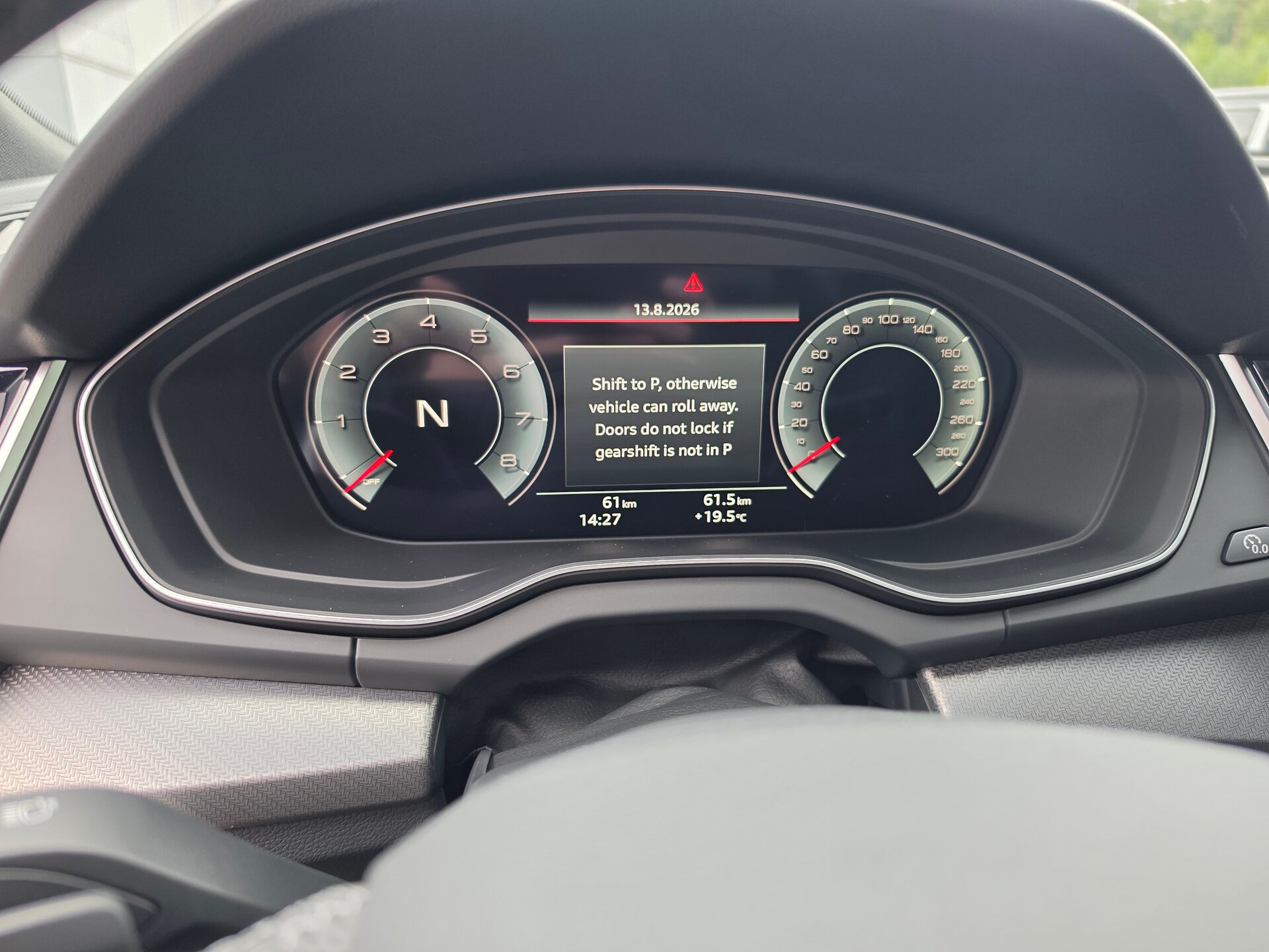 Автомобиль Audi Q5 L 45 TFSI 2.0 AMT (245 л.с.) 4WD - 11