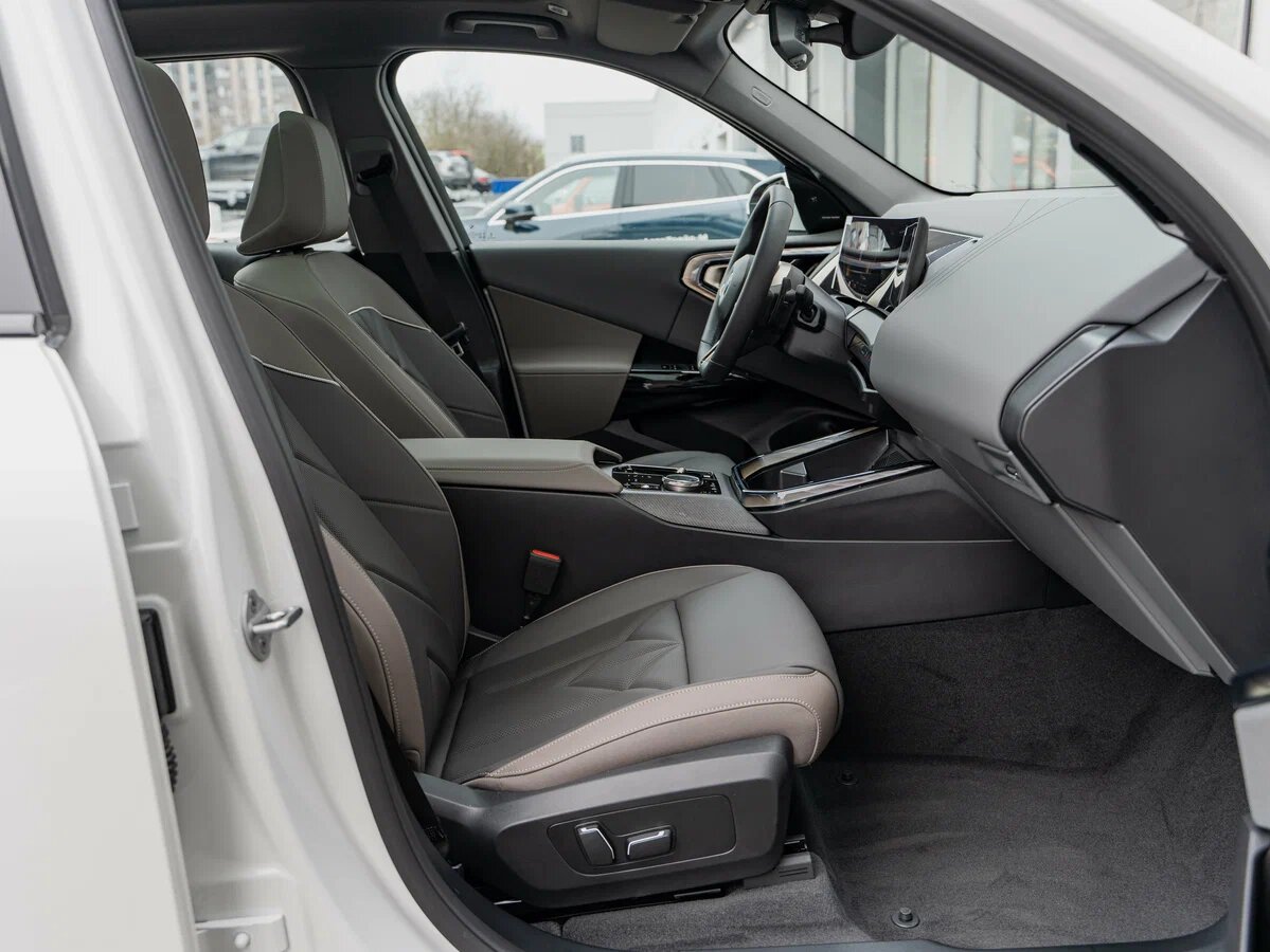 Автомобиль BMW X3 30L xDrive 2.0 AT (258 л.с.) 4WD - 17