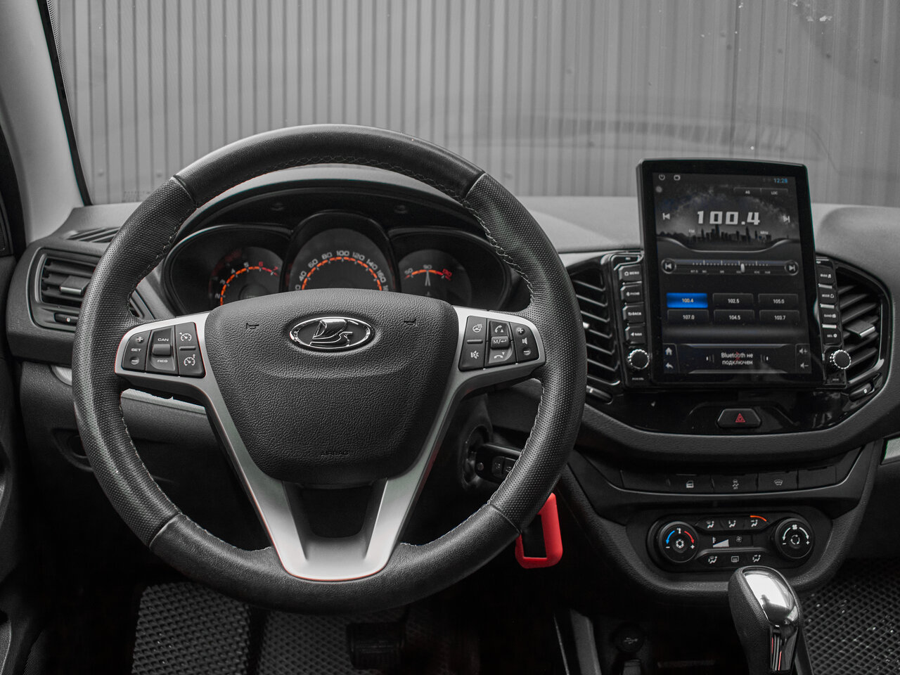 Купить Lada (ВАЗ) Vesta SW 1.6 CVT (113 л.с.), 2021 в Екатеренбурге