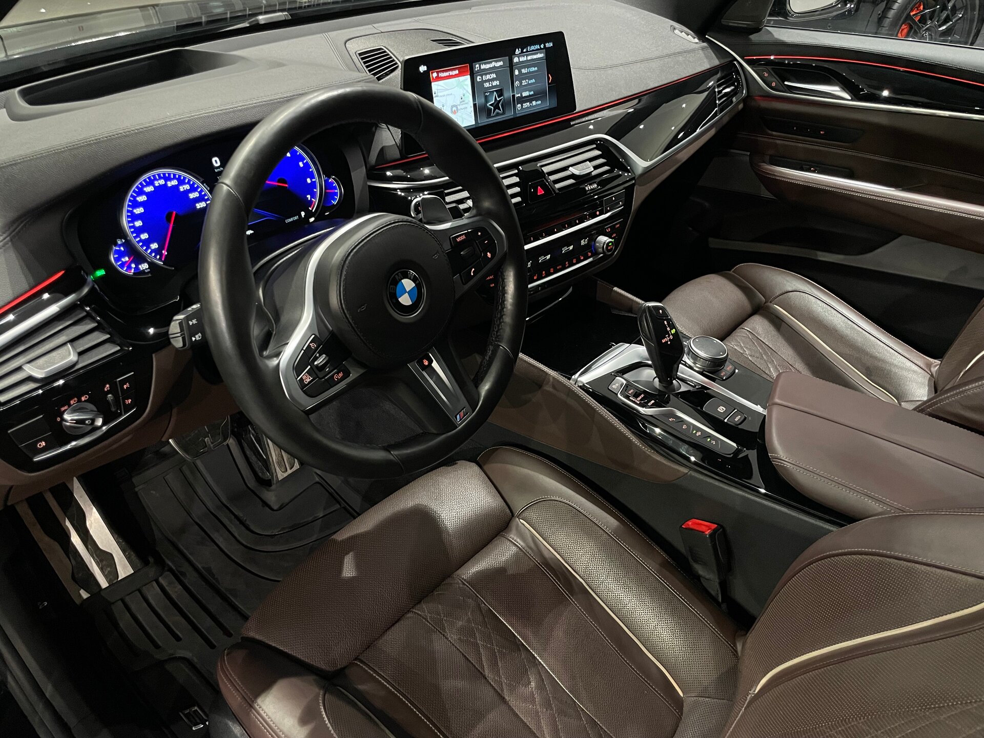 Автомобиль BMW 6 серии 640i xDrive 3.0 AT (340 л.с.) 4WD - 7