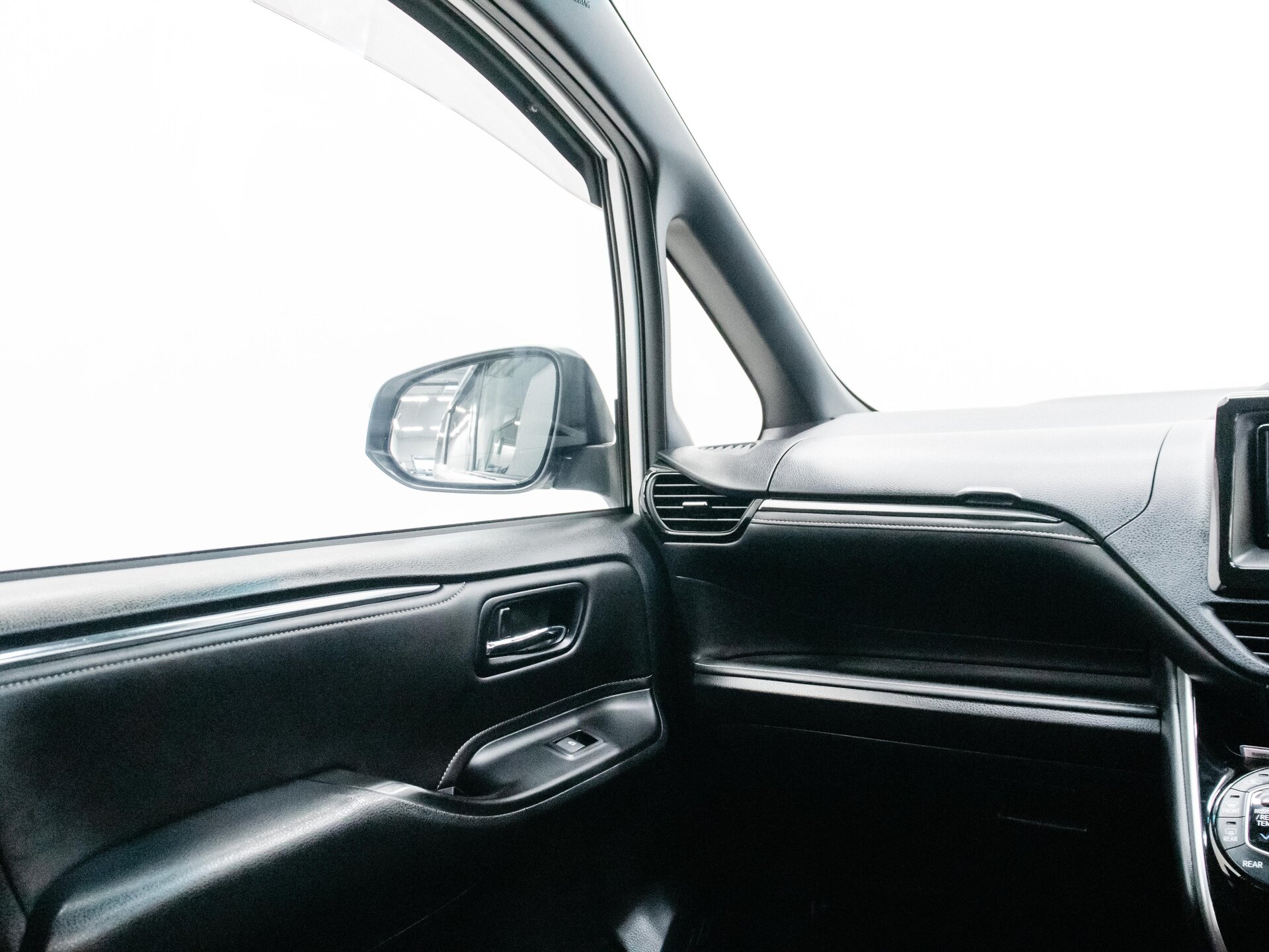 Toyota Esquire 2016 12
