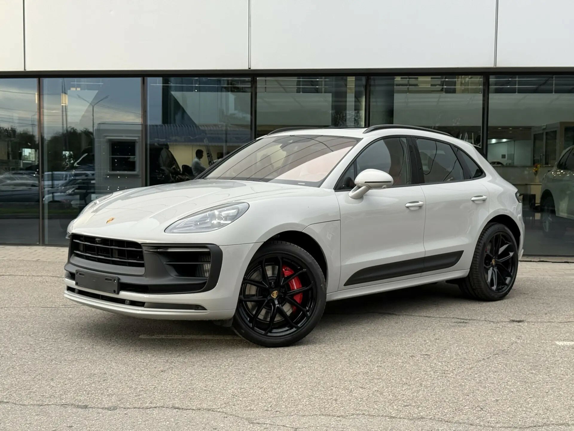 Автомобиль Porsche Macan GTS 2.9 AMT (440 л.с.) 4WD - 1