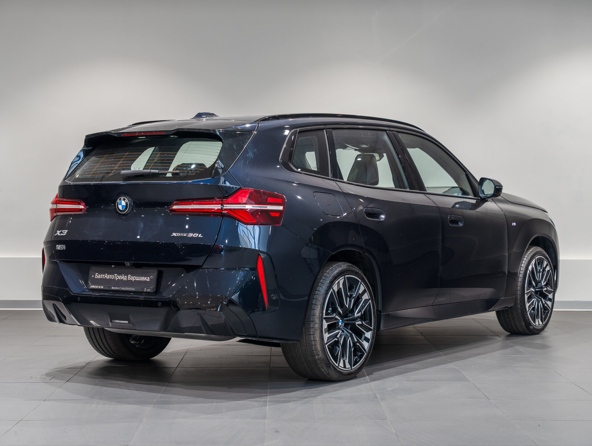 Автомобиль BMW X3 30L xDrive 2.0 AT (258 л.с.) 4WD - 5