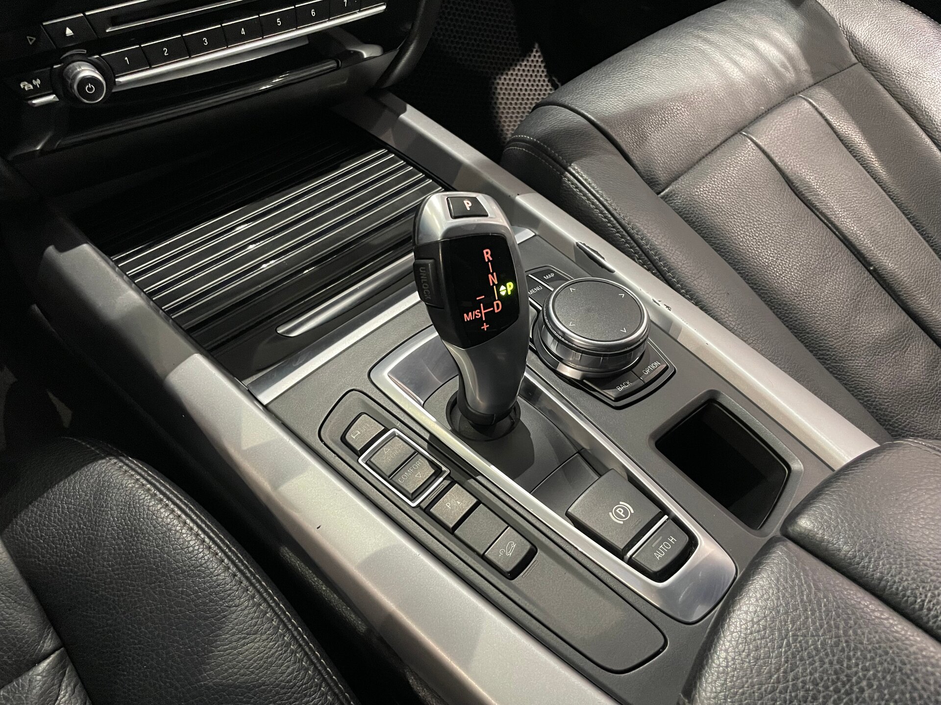 Автомобиль BMW X5 25d 3.0d AT (218 л.с.) 4WD - 17